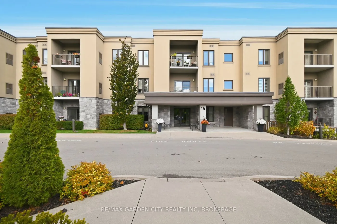 16 Sullivan Avenue, #307