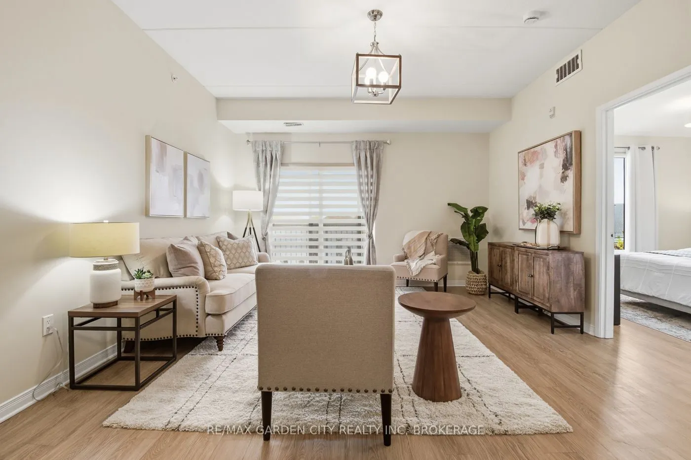 16 Sullivan Avenue, #307