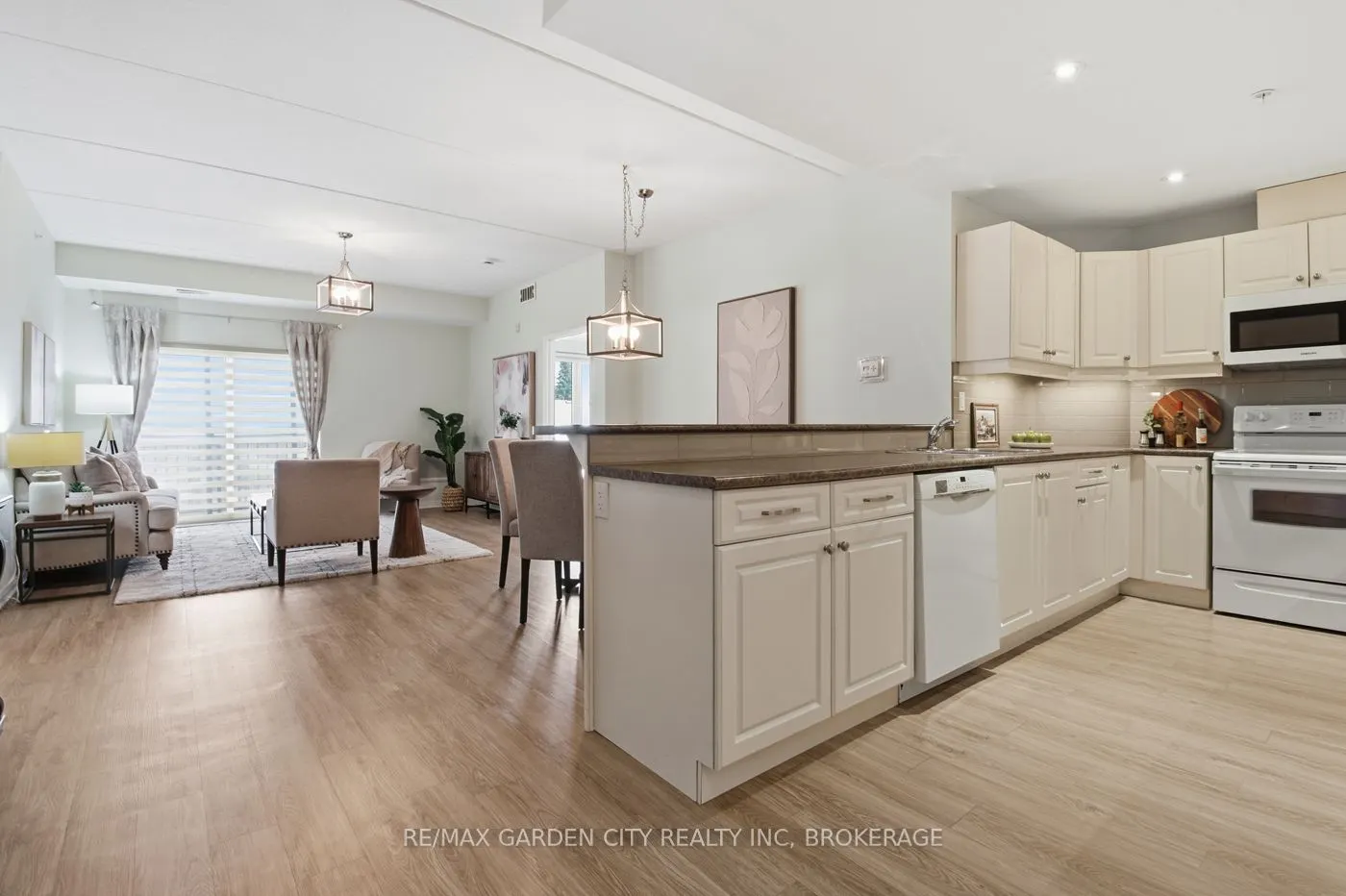 16 Sullivan Avenue, #307