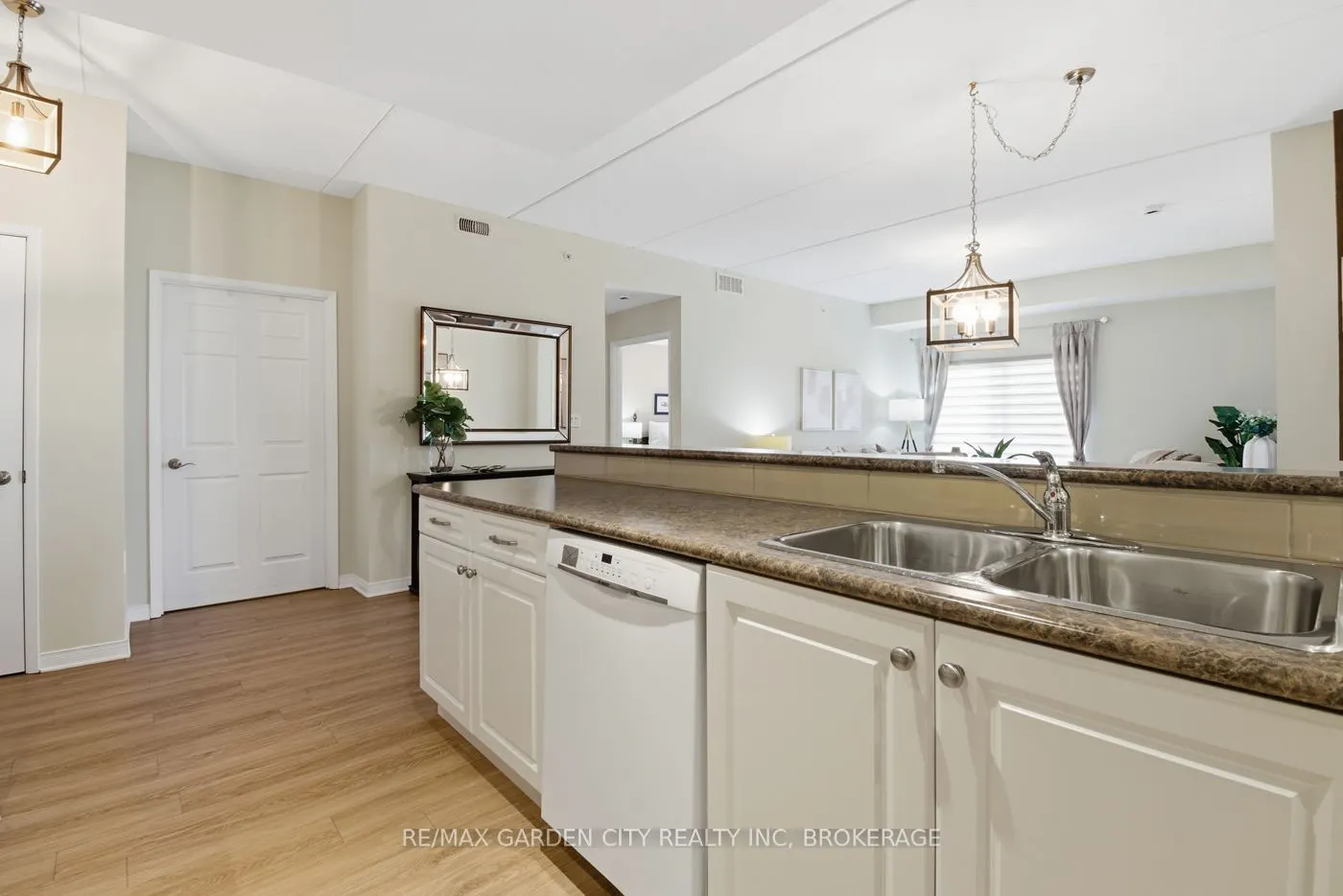 16 Sullivan Avenue, #307