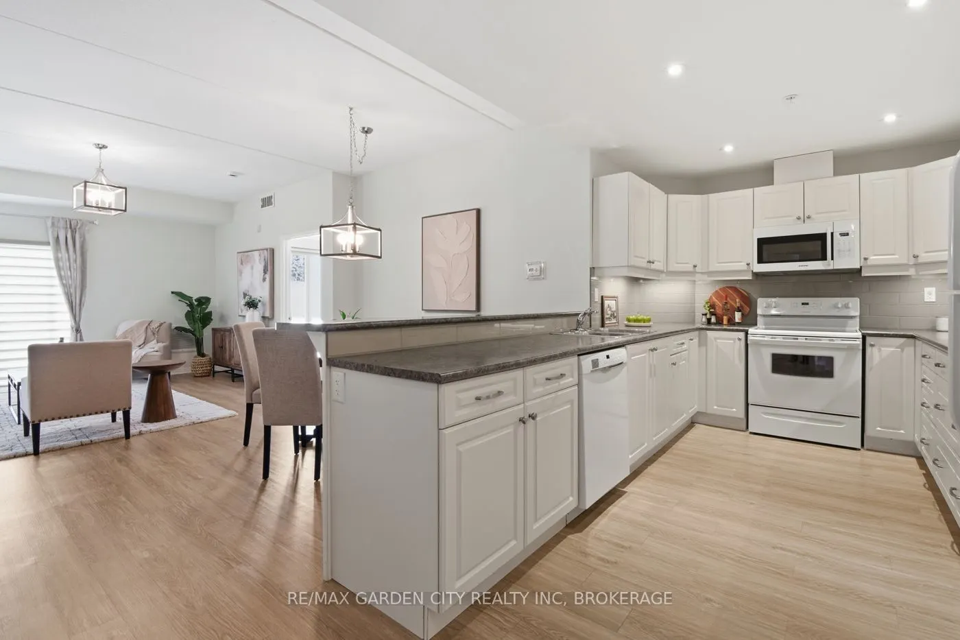 16 Sullivan Avenue, #307