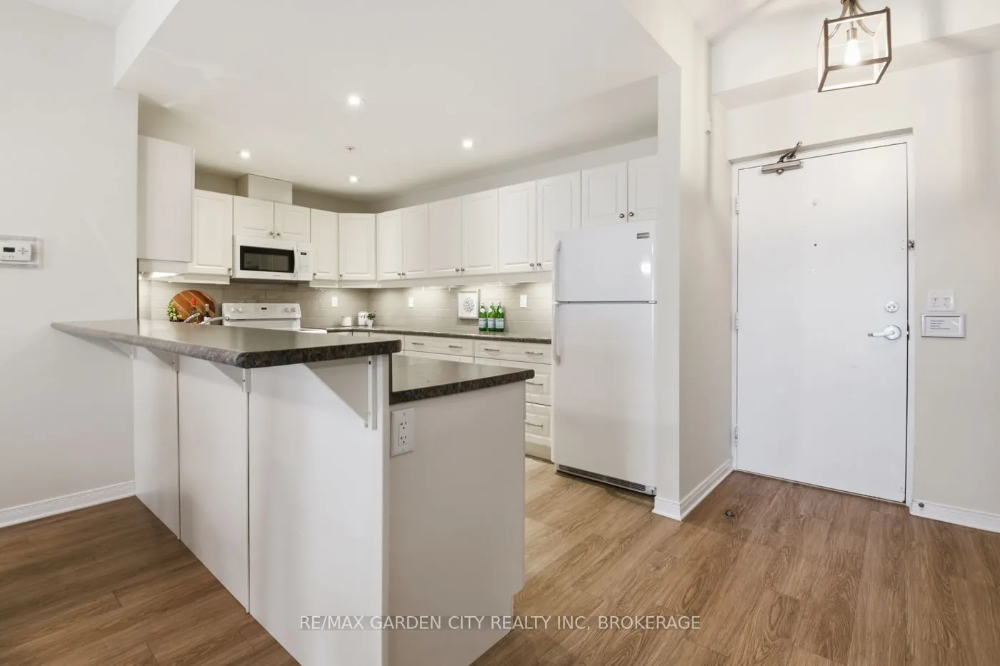 16 Sullivan Avenue, #307