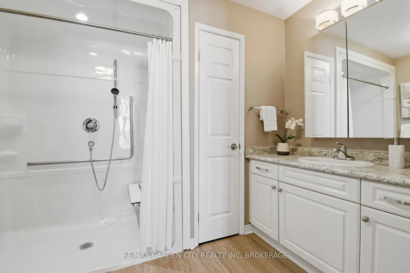 16 Sullivan Avenue, #307