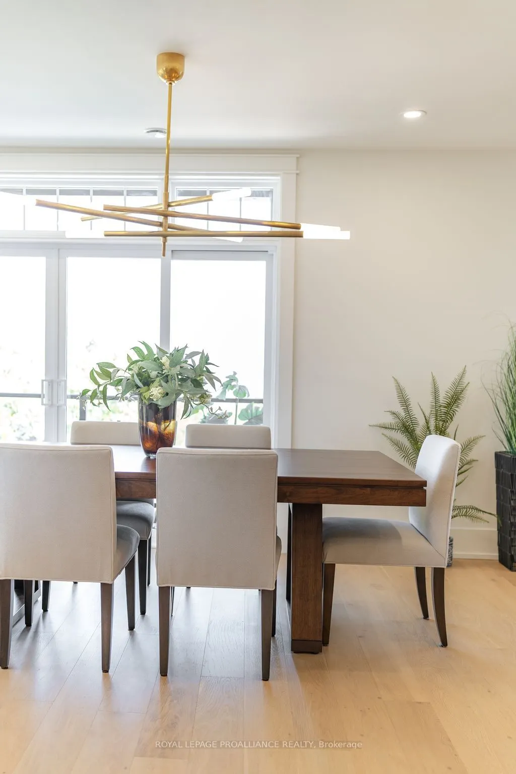 17 Cleave Avenue, #409