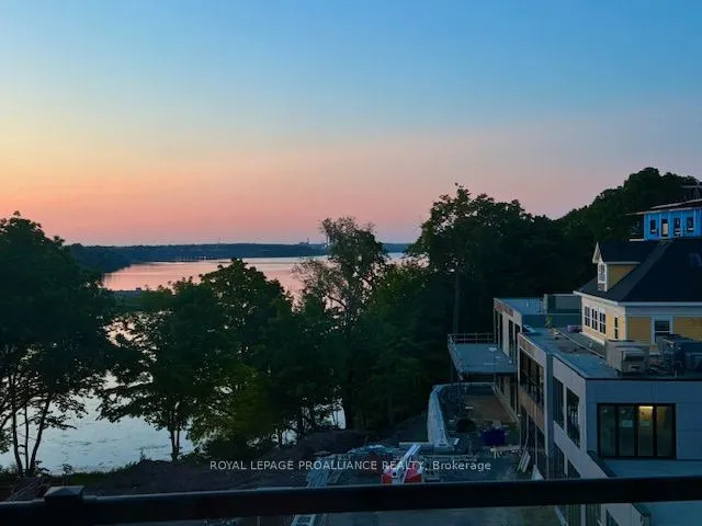 17 Cleave Avenue, #409