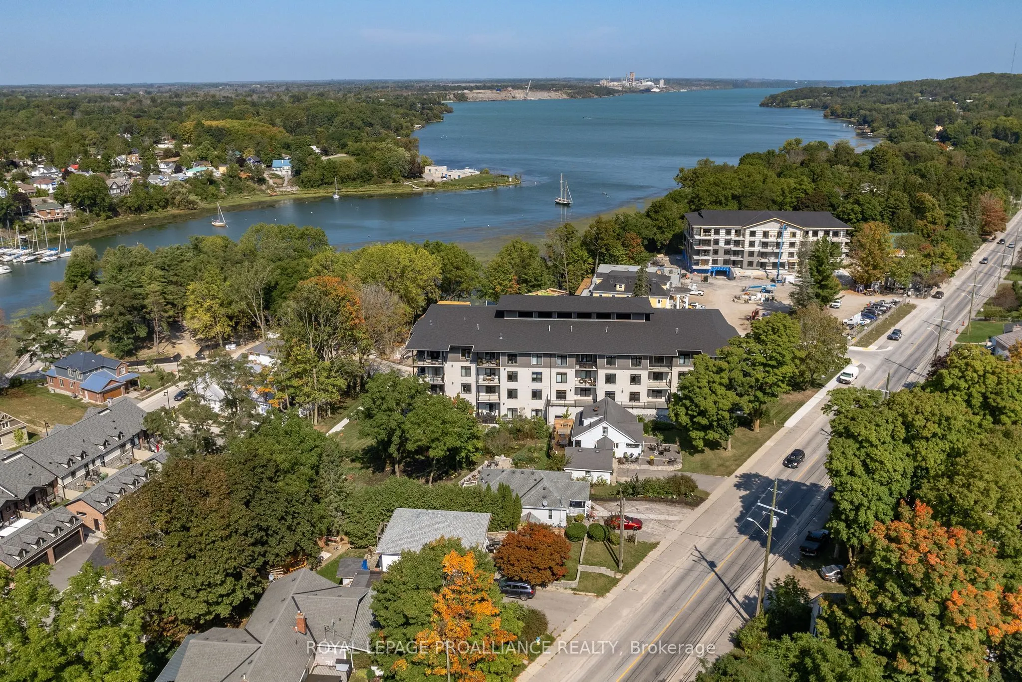 17 Cleave Avenue, #409