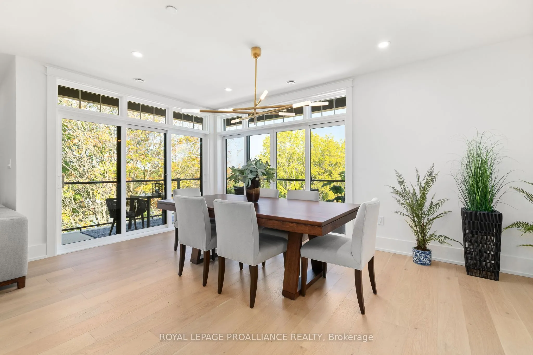 17 Cleave Avenue, #409