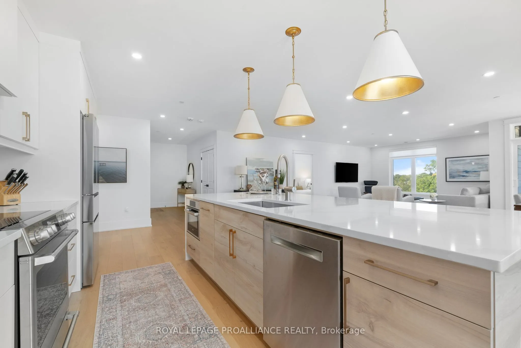 17 Cleave Avenue, #409