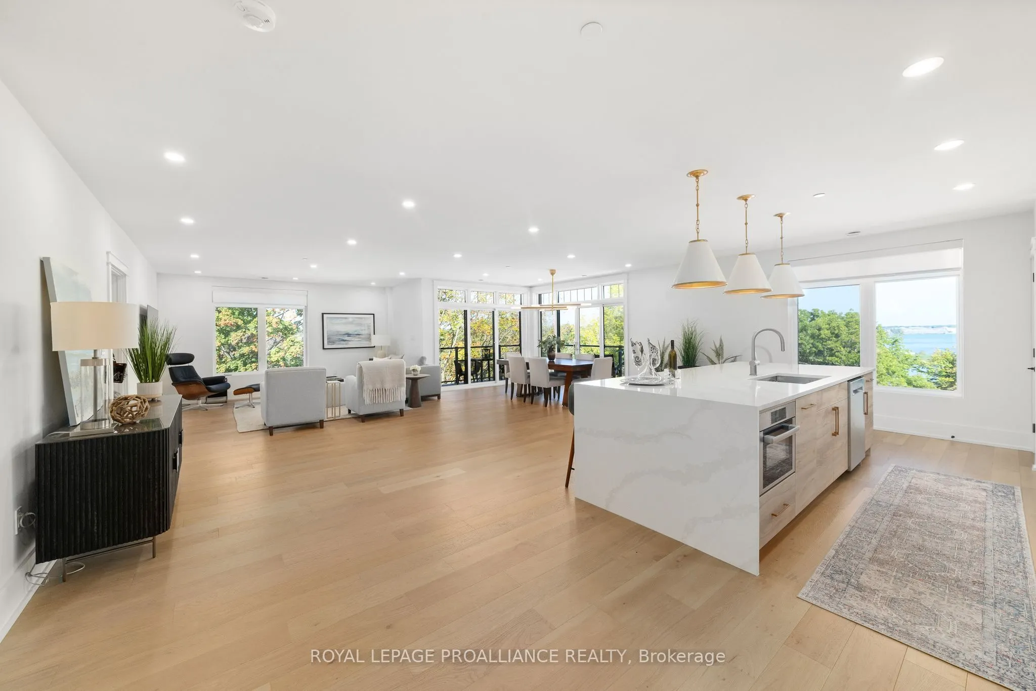 17 Cleave Avenue, #409