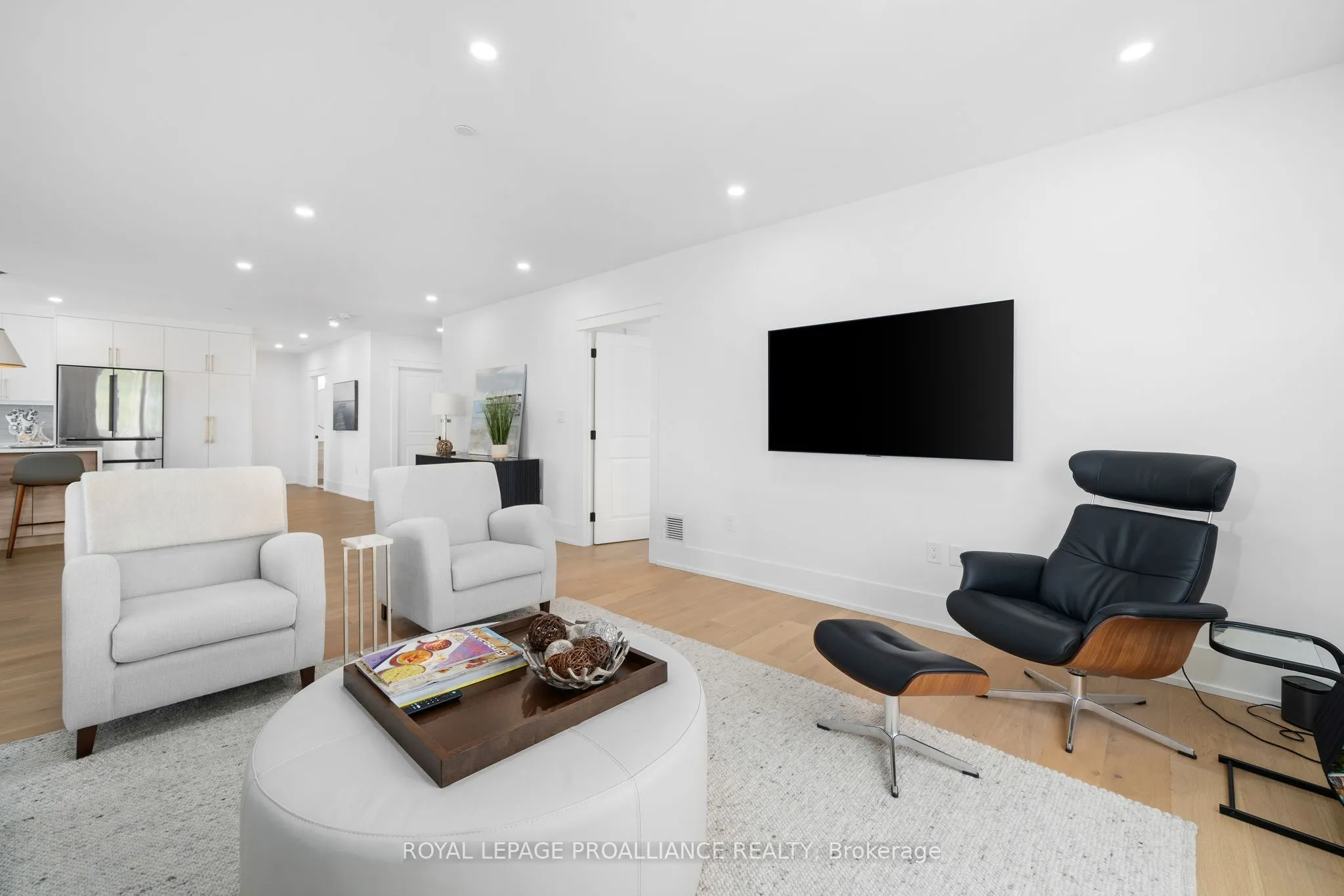 17 Cleave Avenue, #409