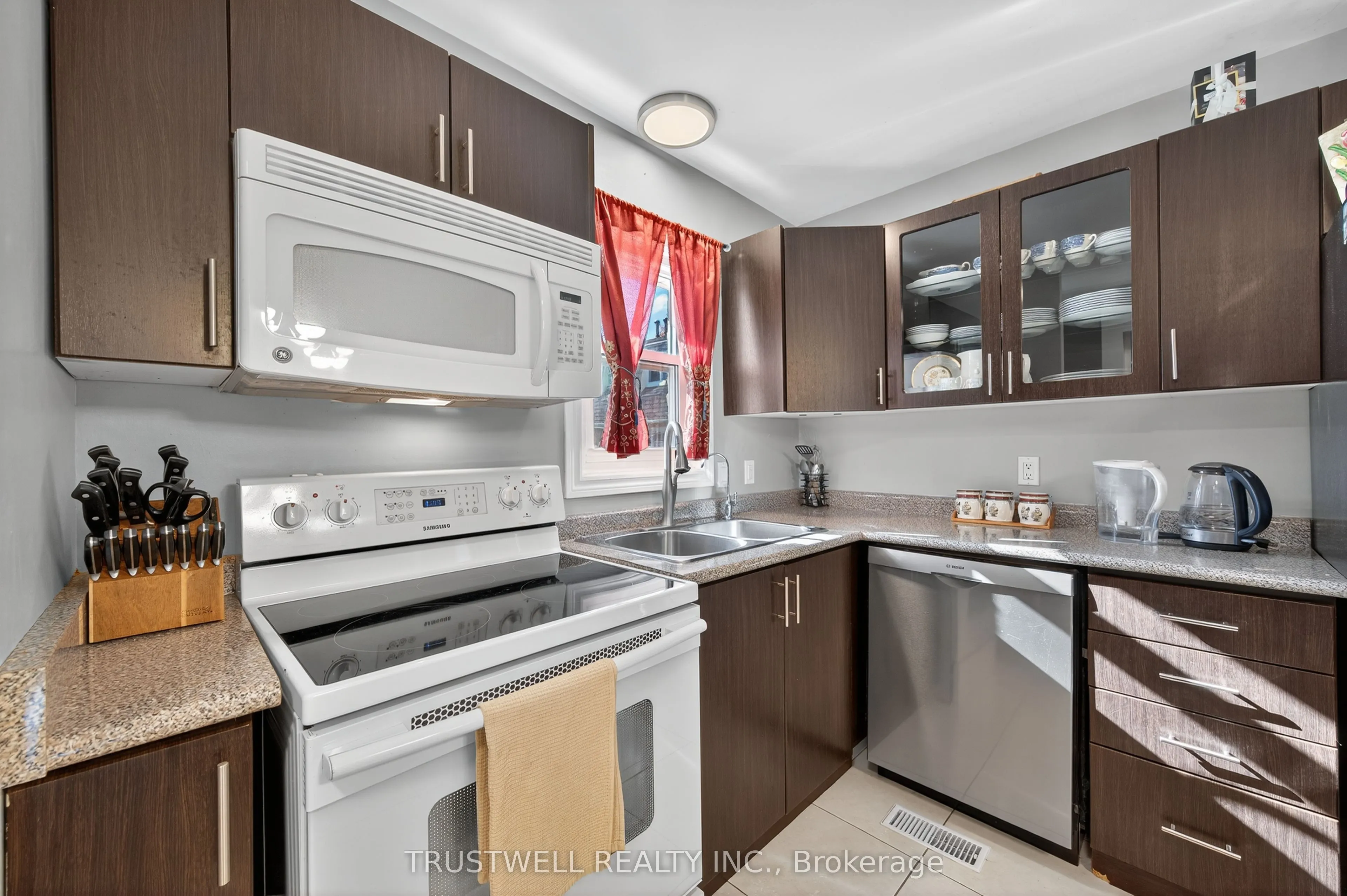 131 Rockwood Avenue, #26