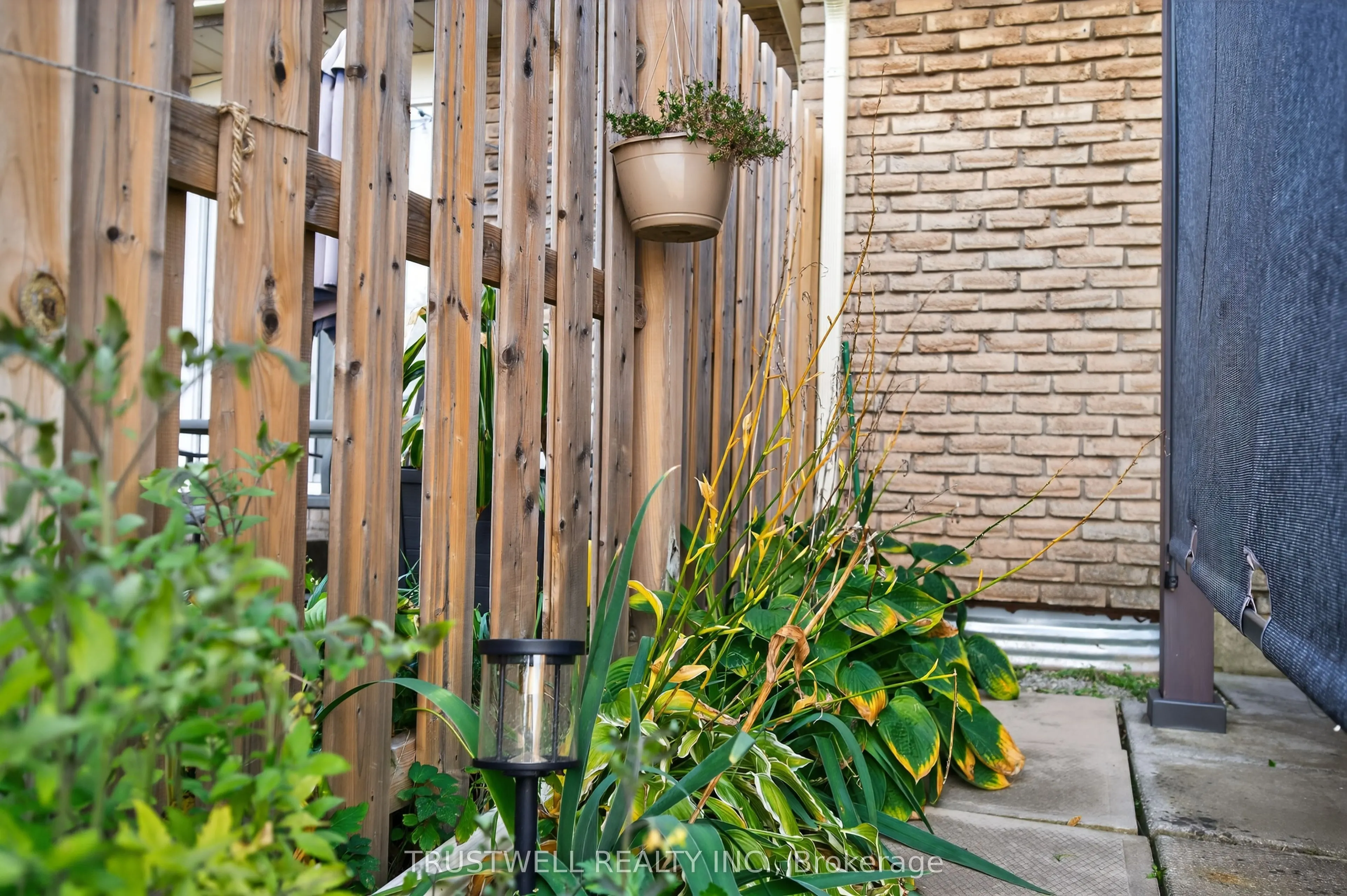 131 Rockwood Avenue, #26