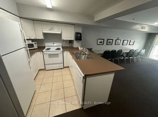 330 PRINCE CHARLES Drive S, #1417