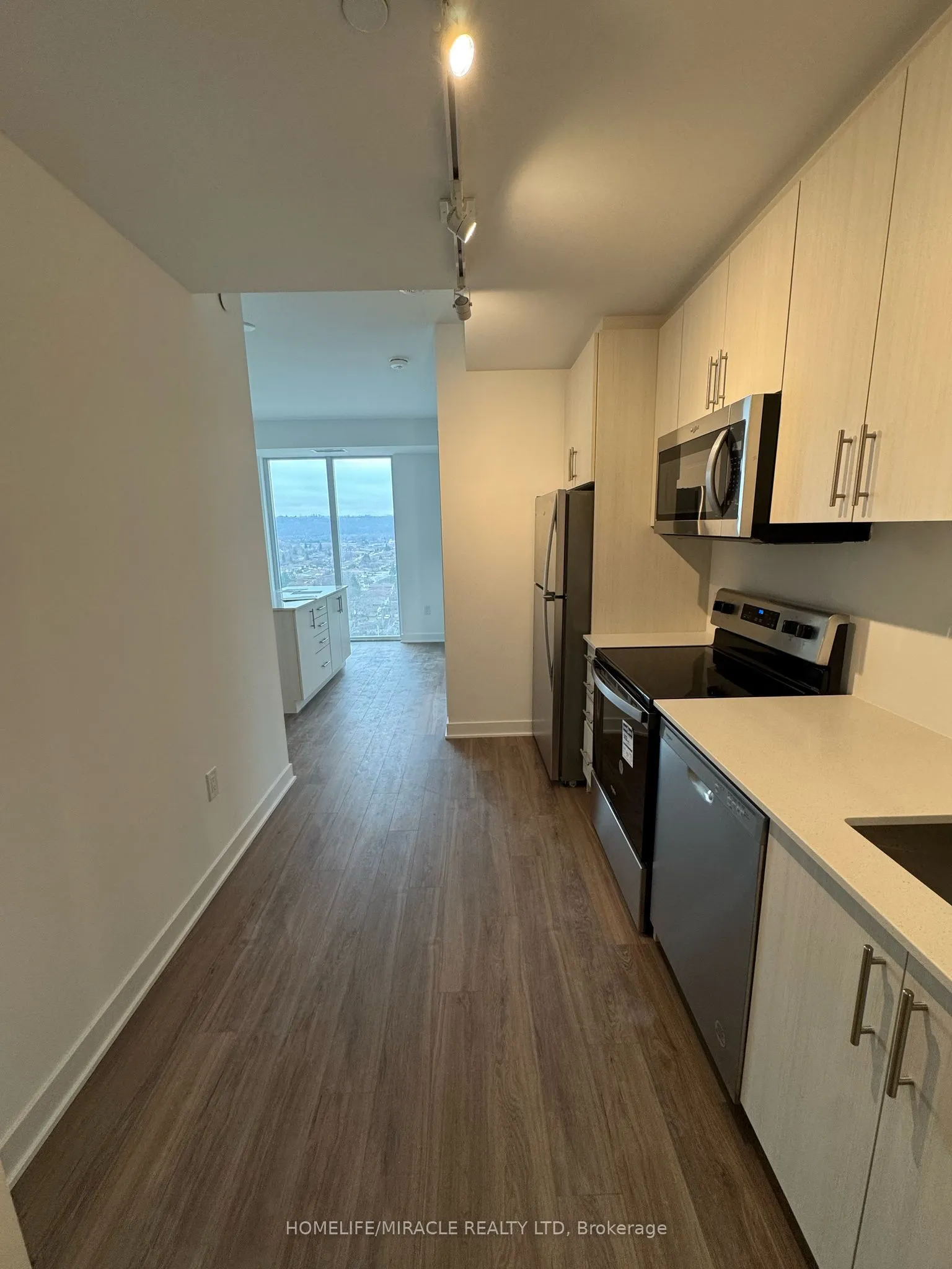 2782 Barton Street E, #1219