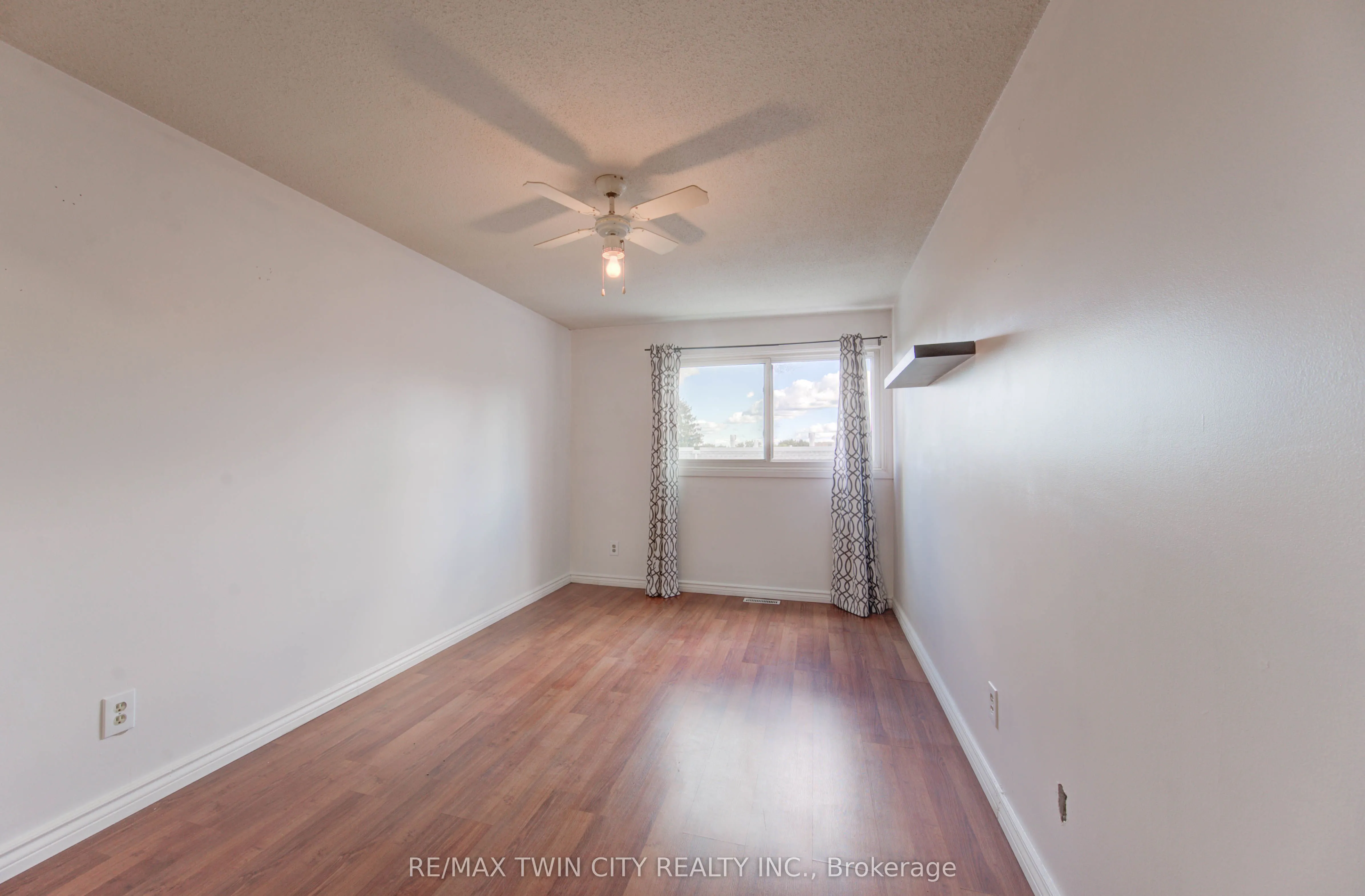 14 Williamsburg Road, #47