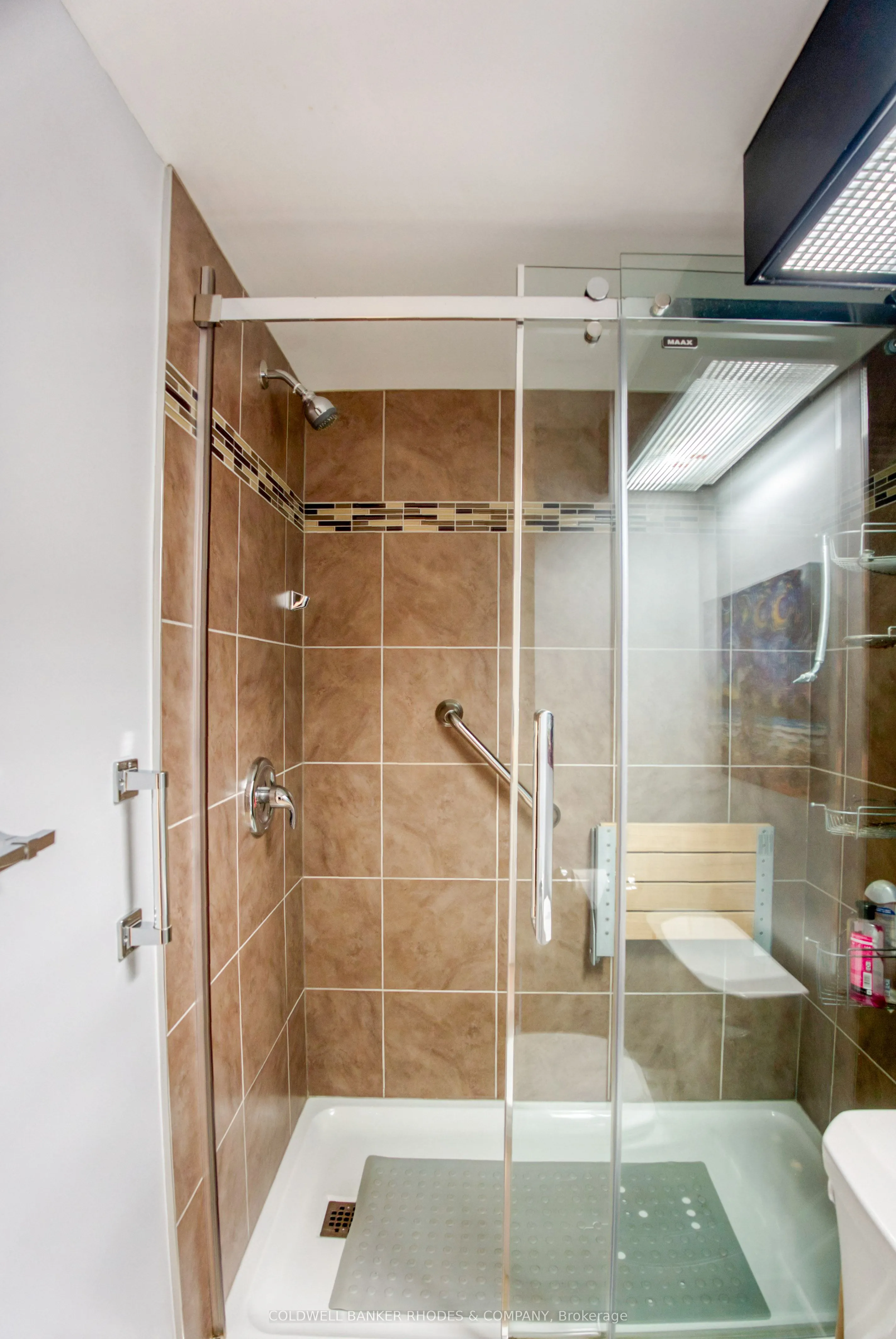 556 Laurier Avenue W, #1105