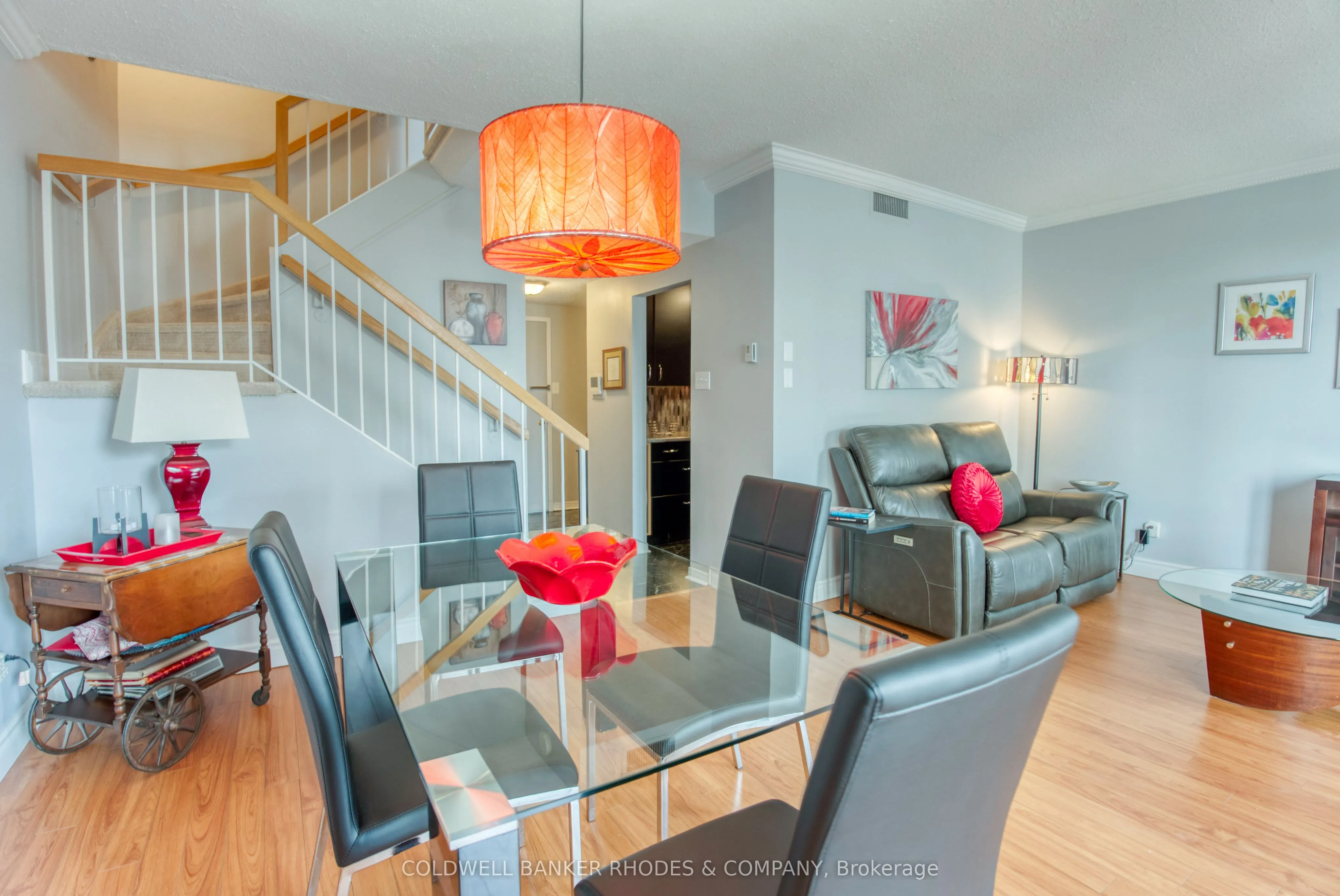 556 Laurier Avenue W, #1105