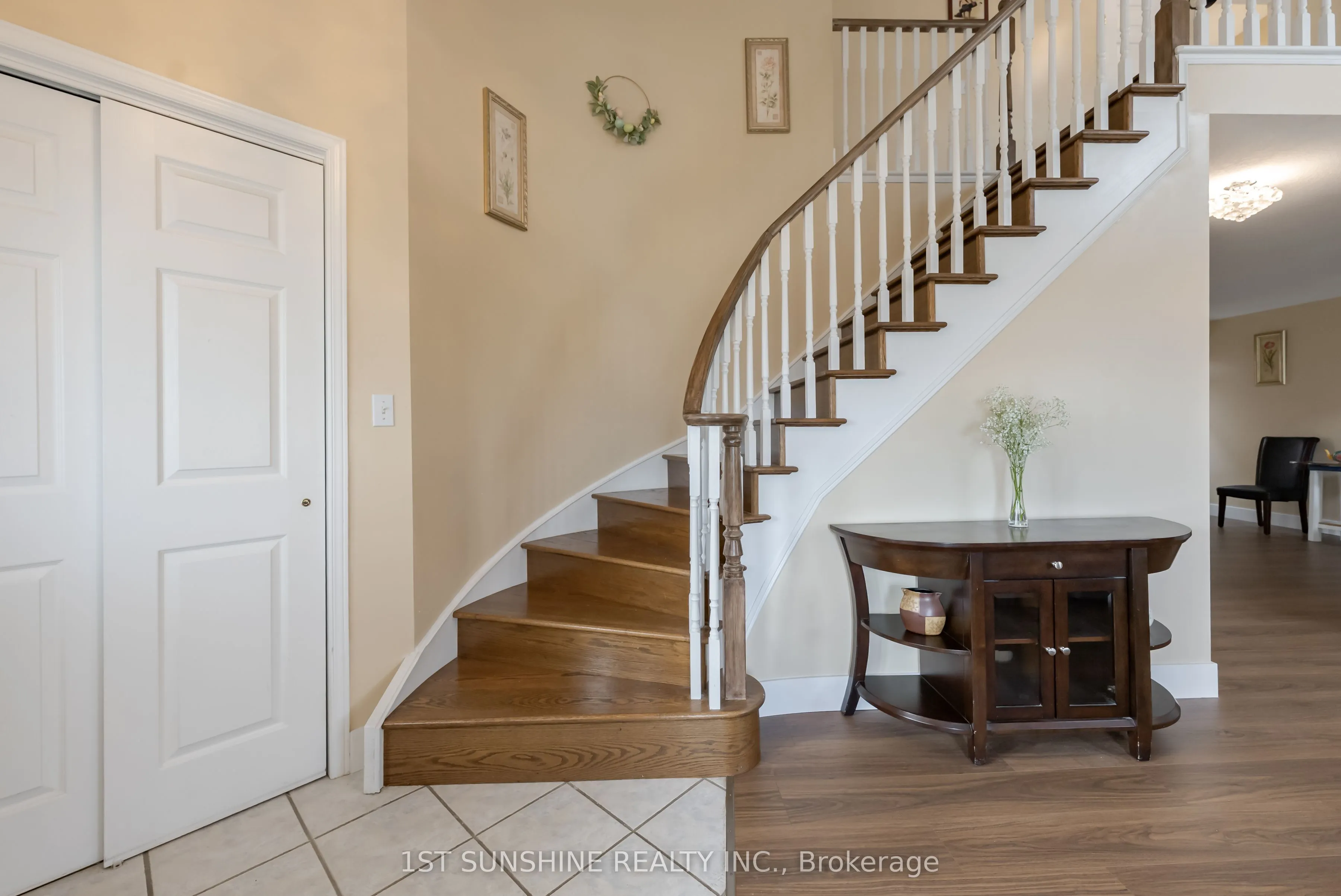 263 Hepburn Crescent