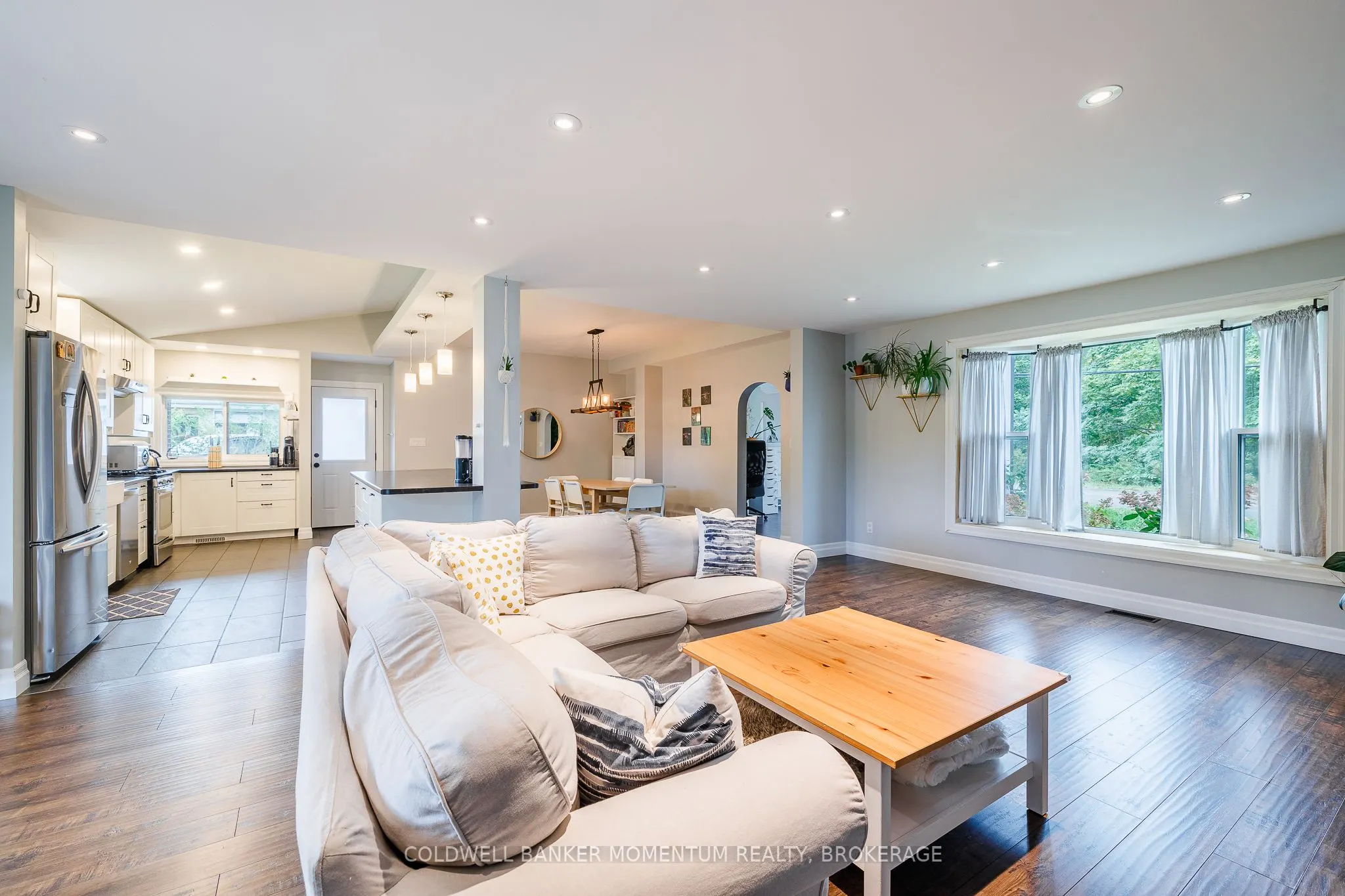 1344 EFFINGHAM Street