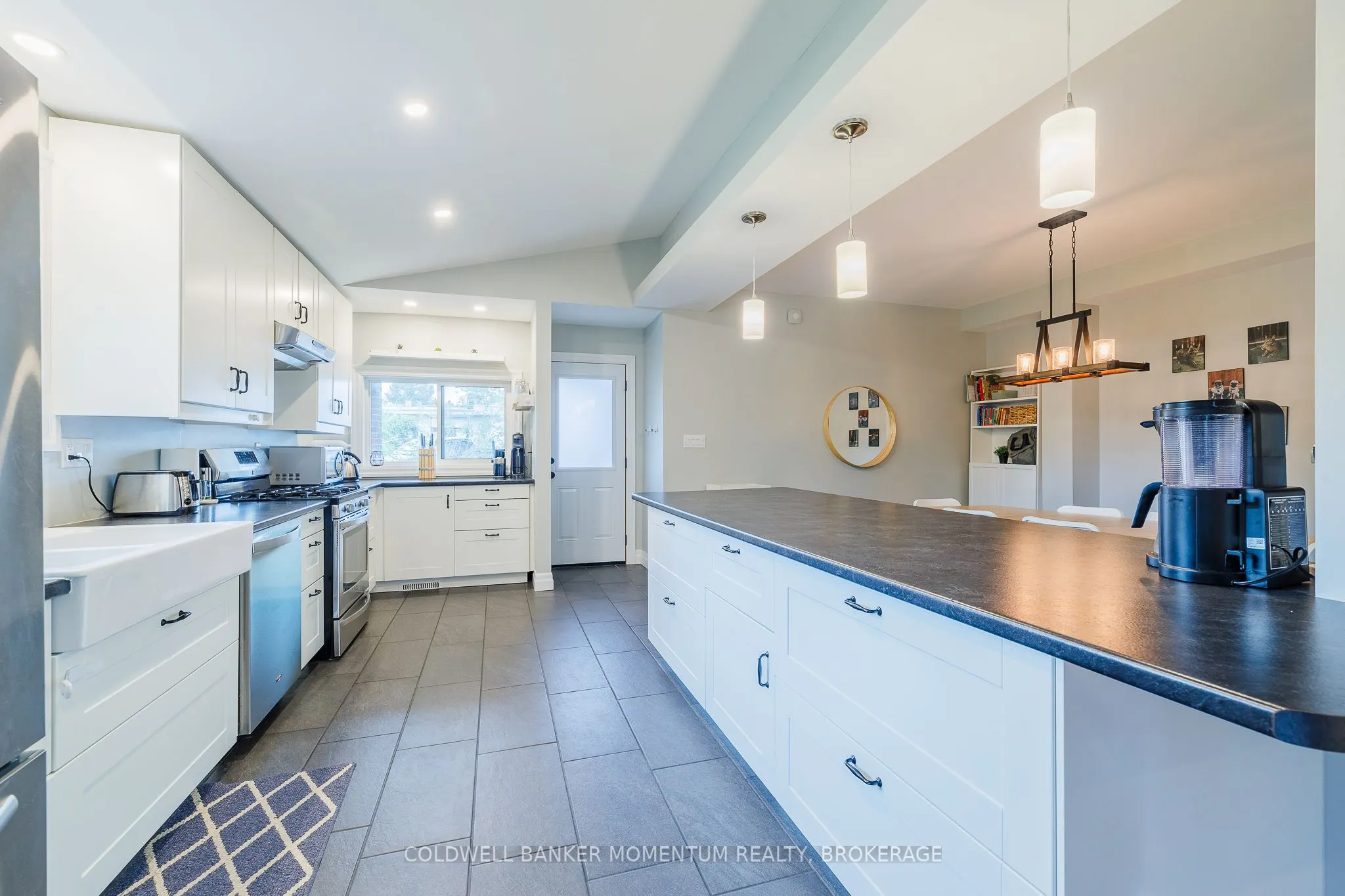 1344 EFFINGHAM Street