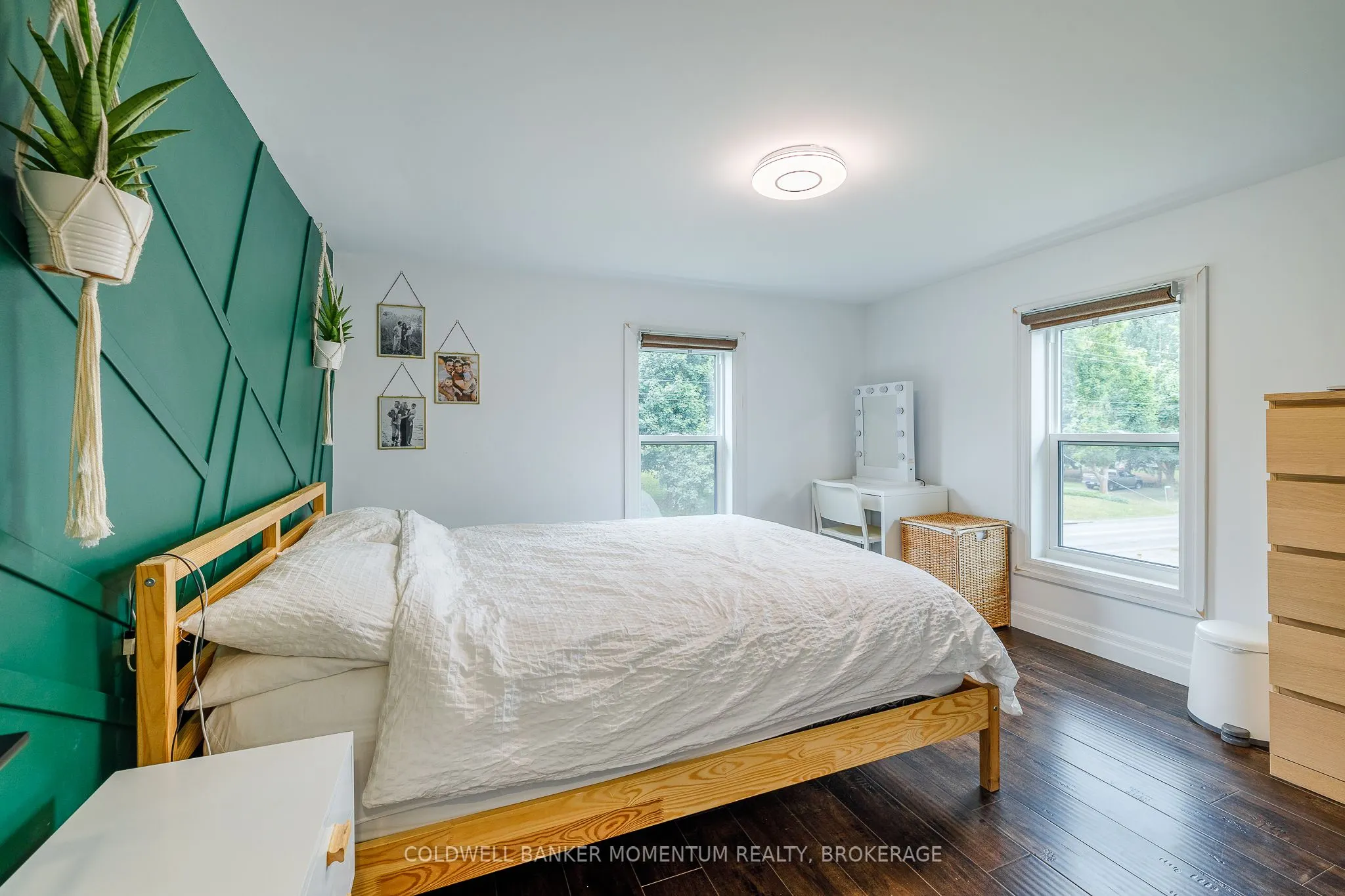 1344 EFFINGHAM Street