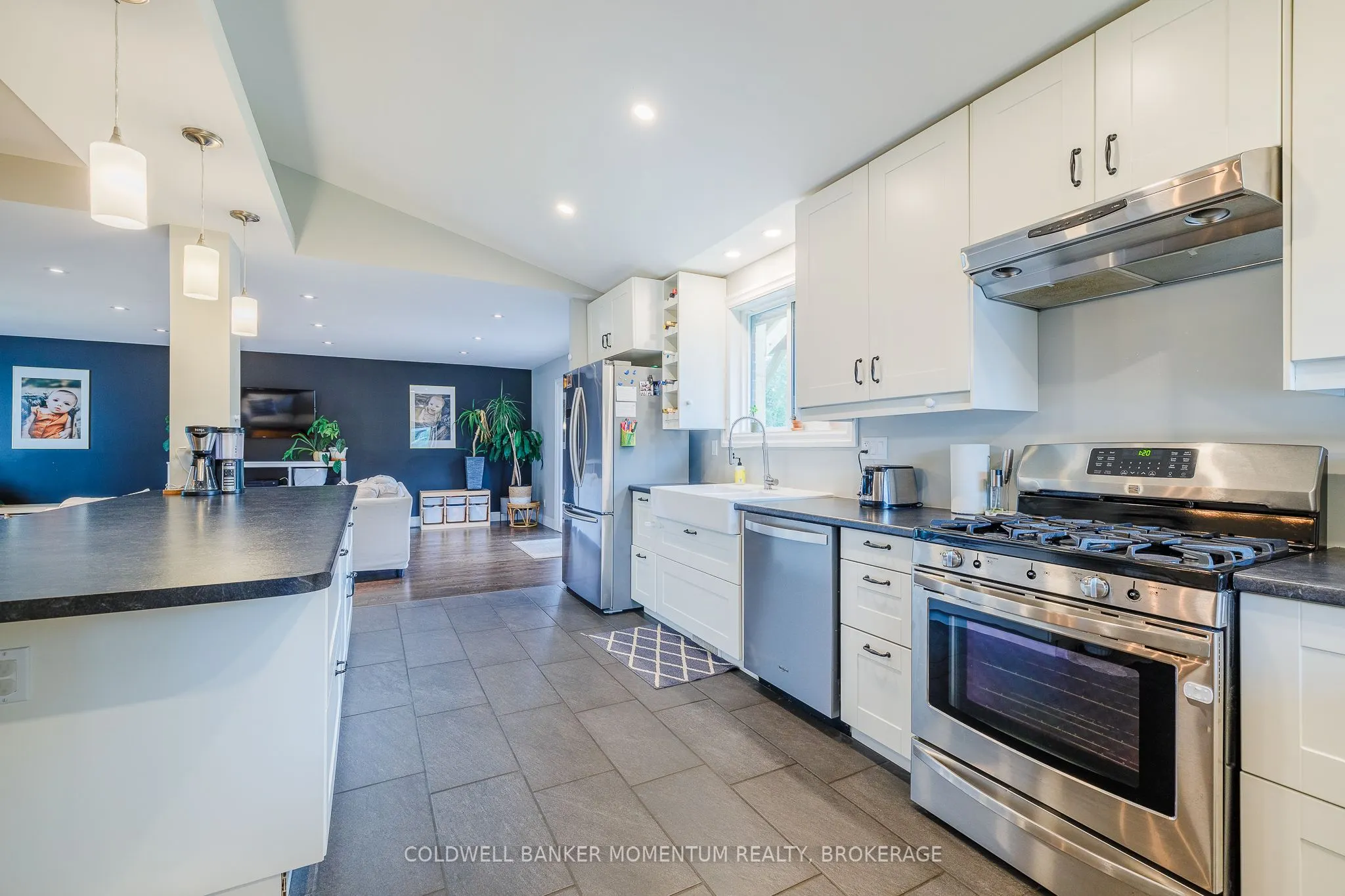 1344 EFFINGHAM Street