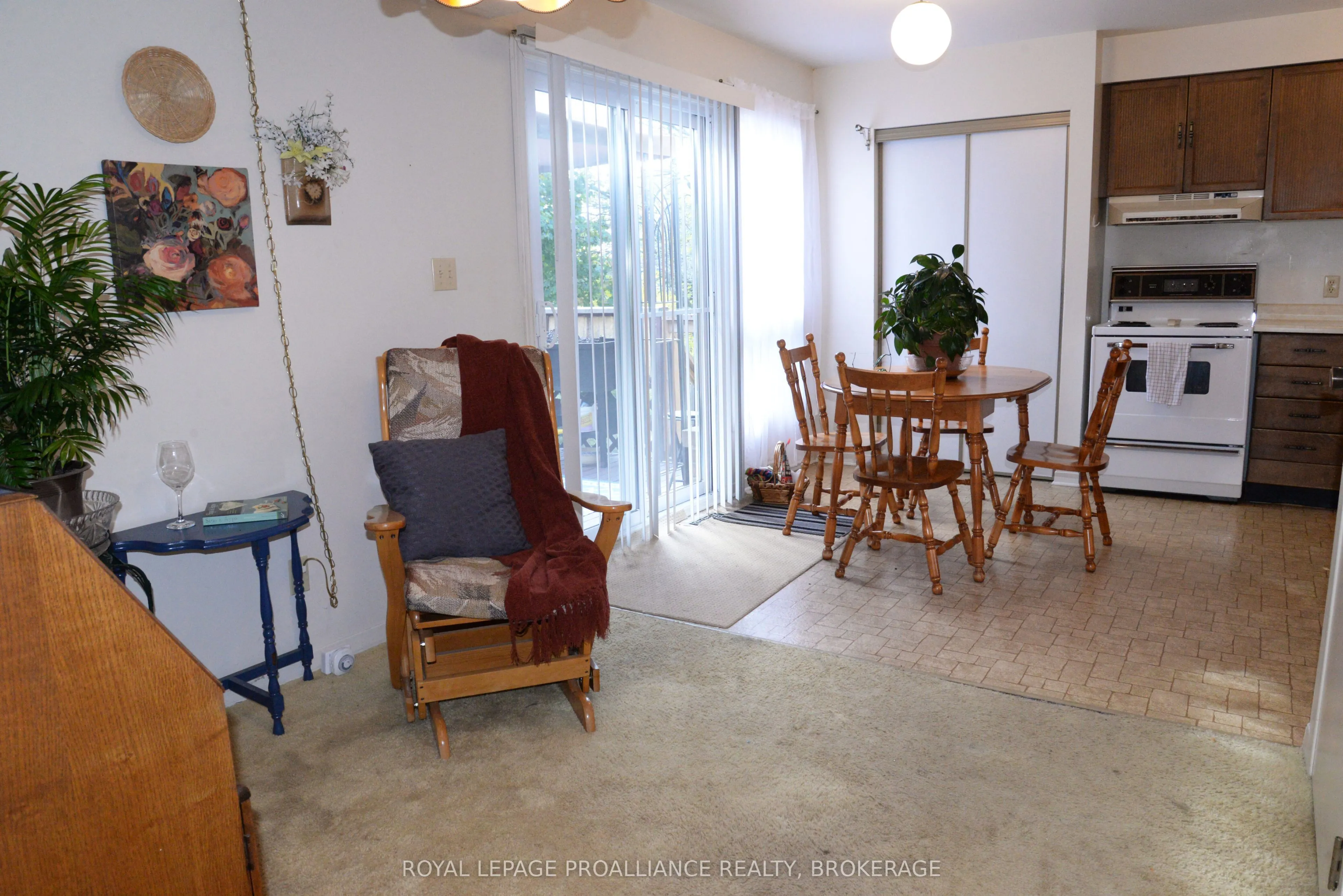 834 Somerset Crescent