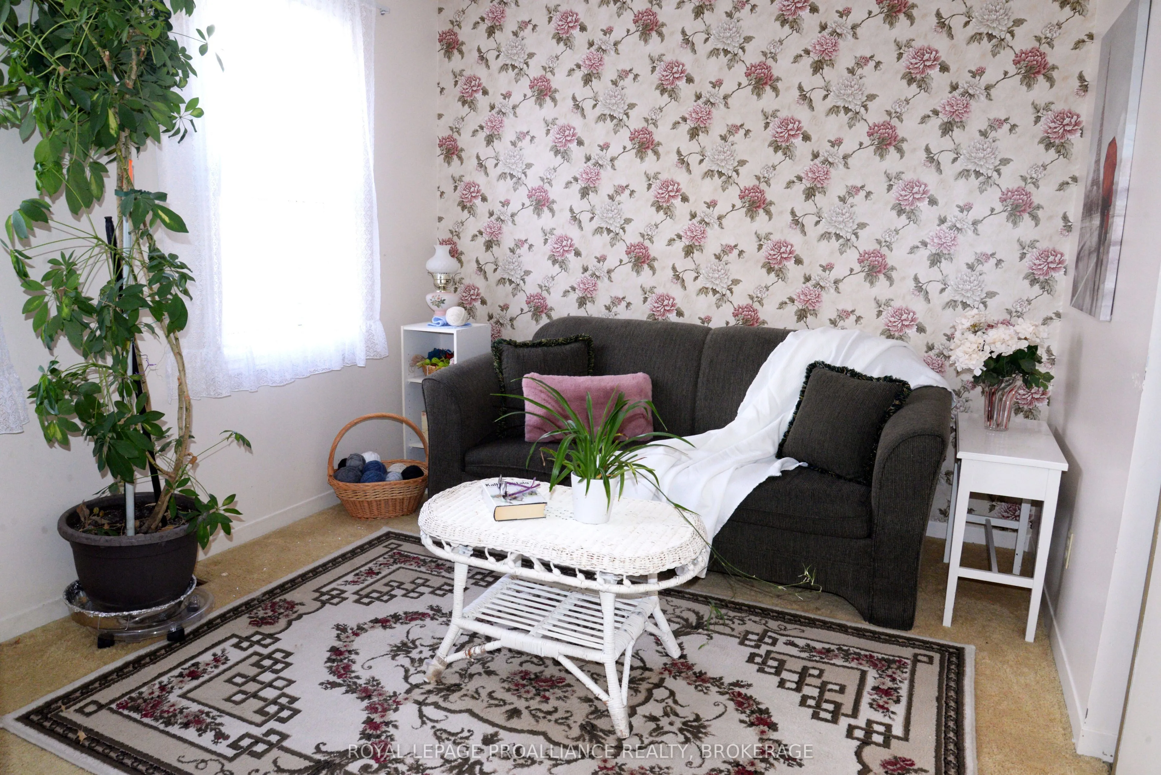 834 Somerset Crescent