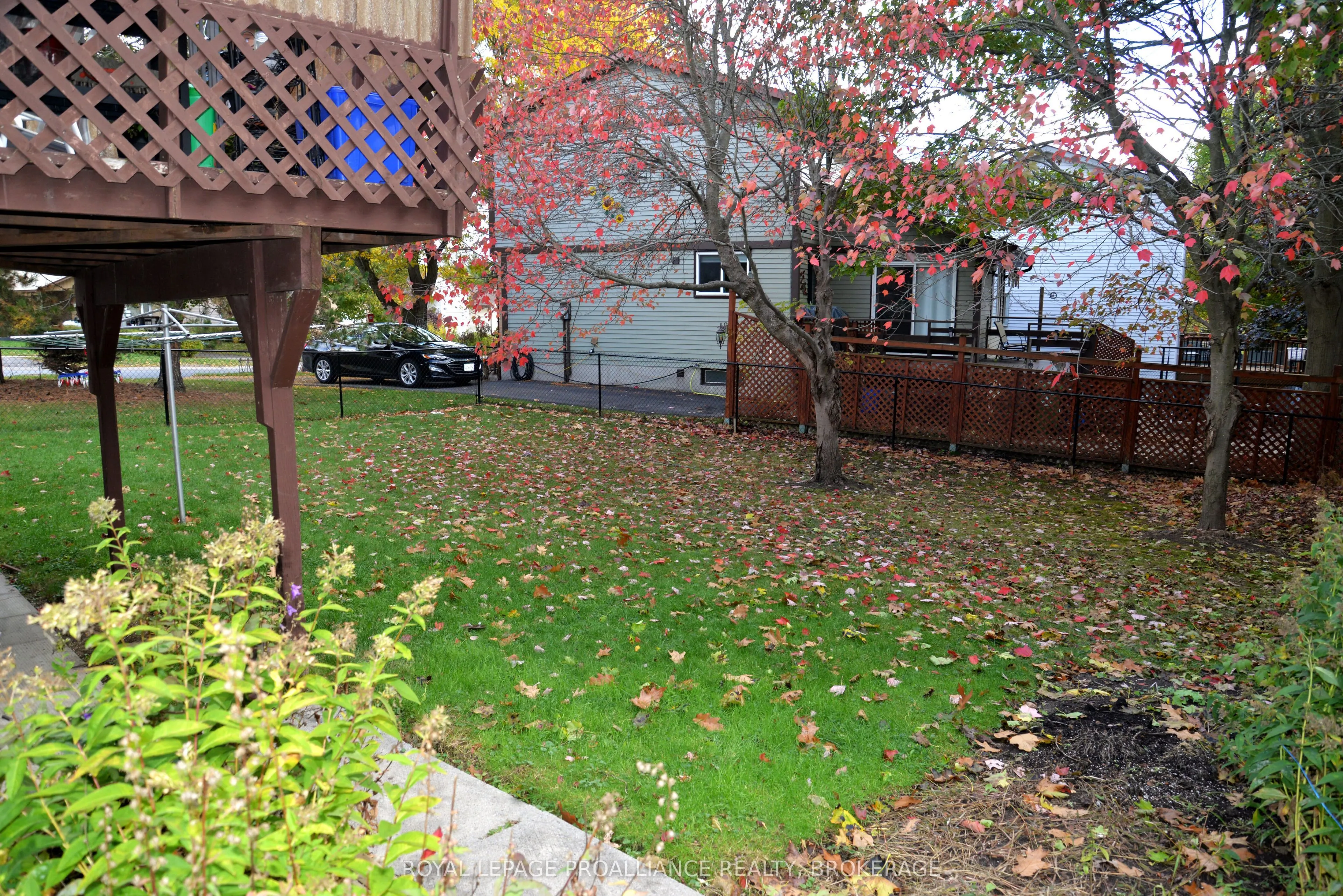 834 Somerset Crescent