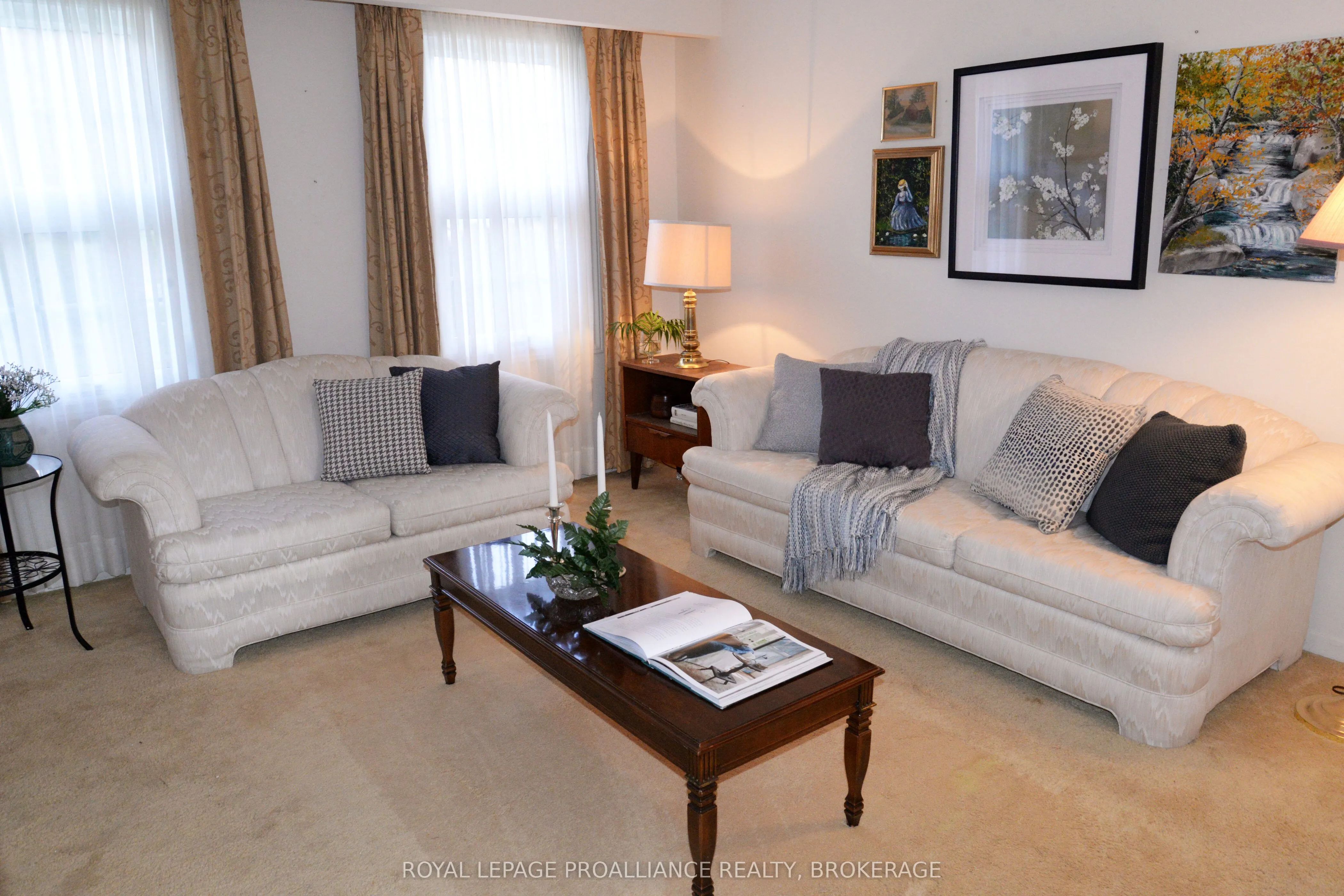 834 Somerset Crescent