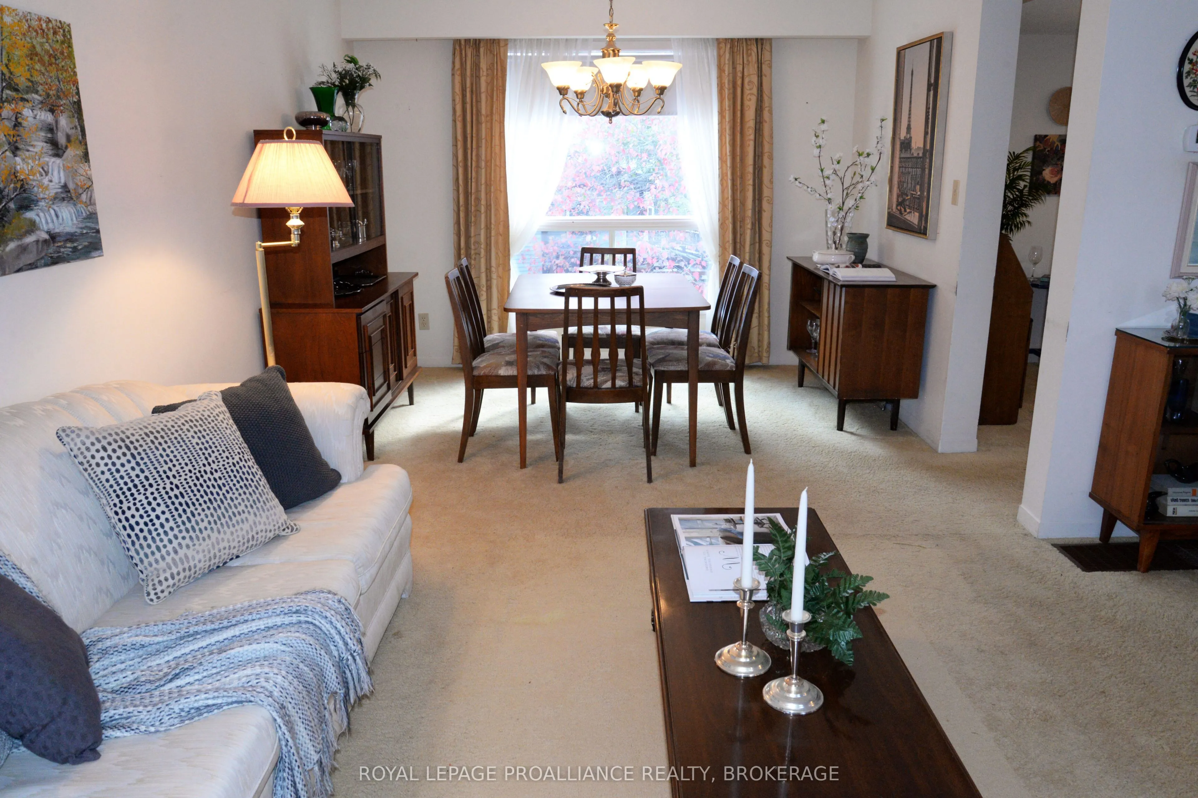 834 Somerset Crescent