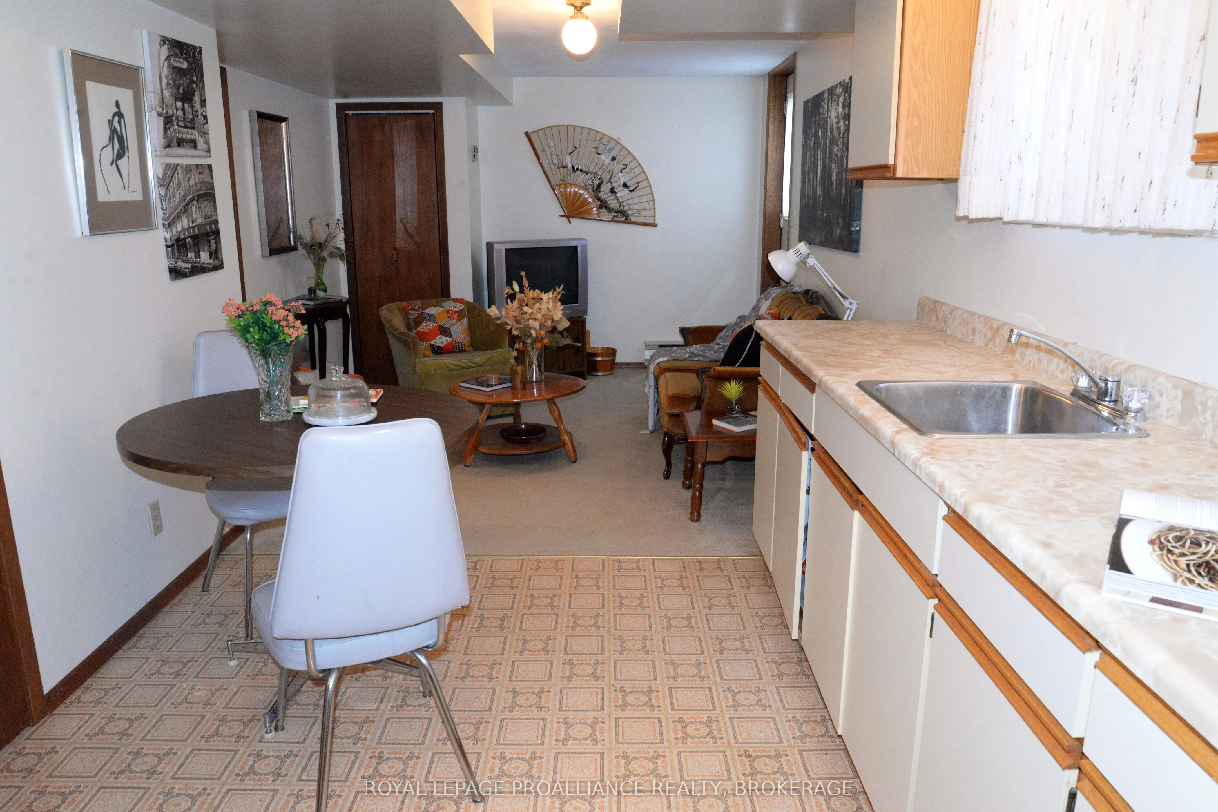 834 Somerset Crescent