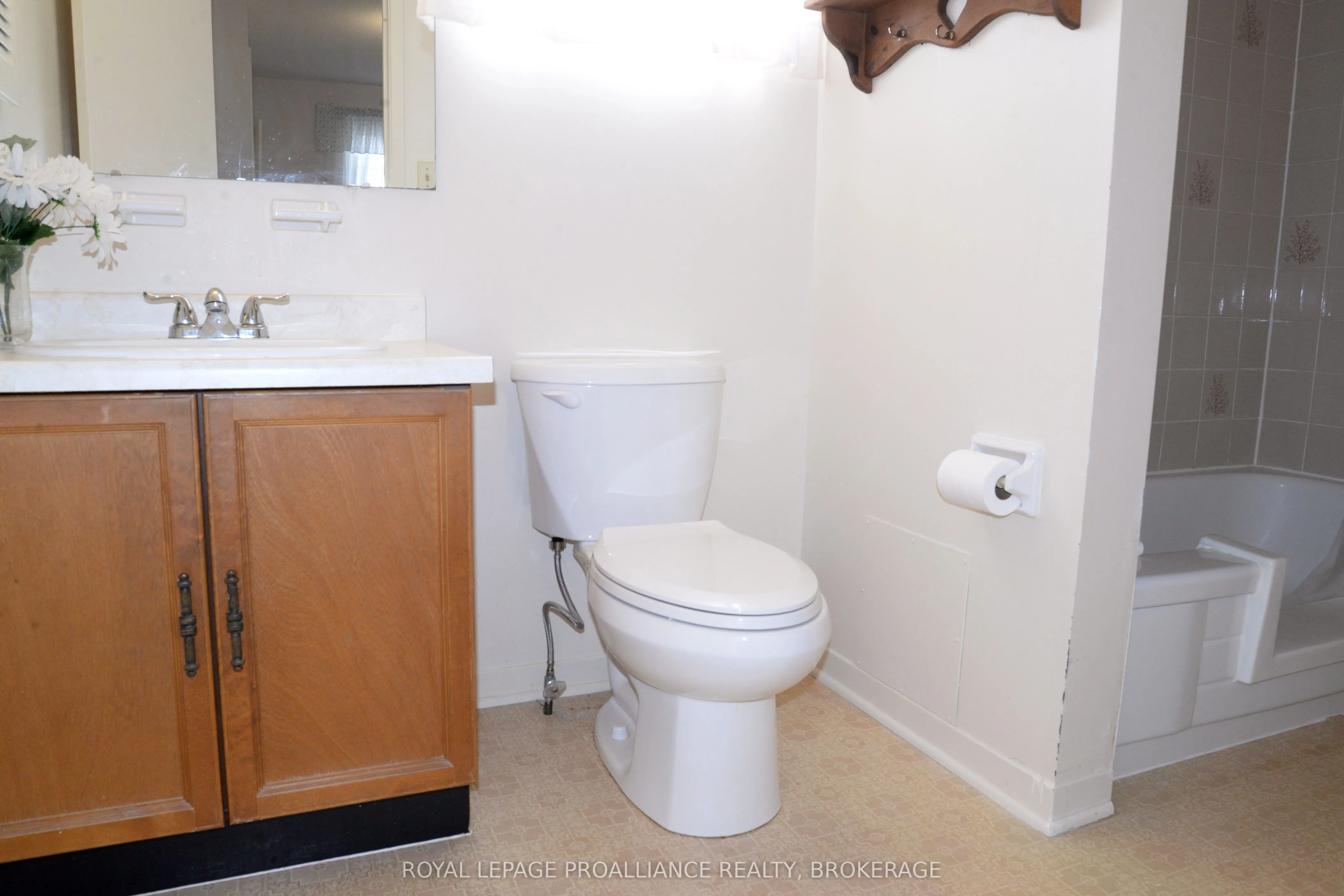 834 Somerset Crescent