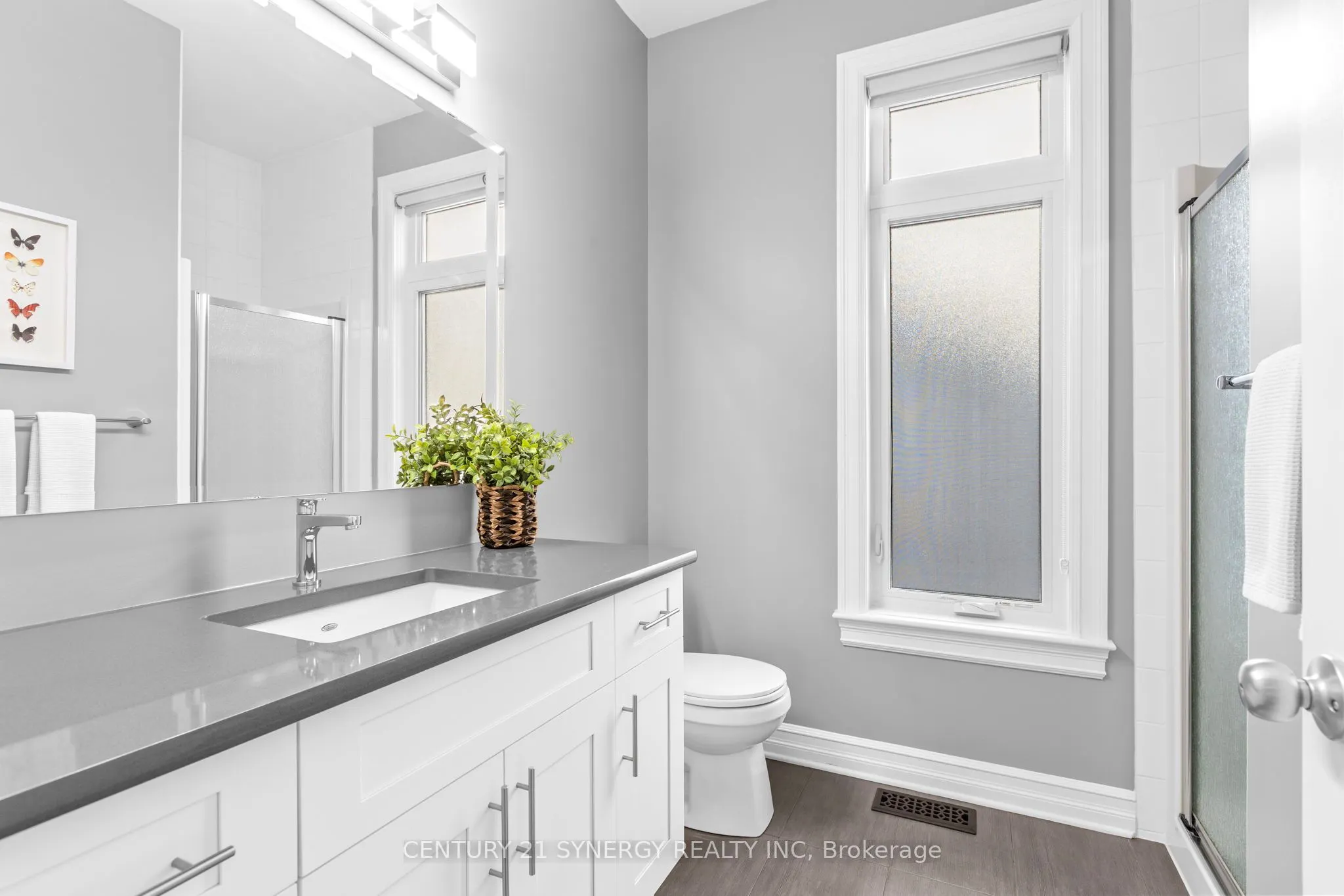 579 Baie-Des-Castors Street