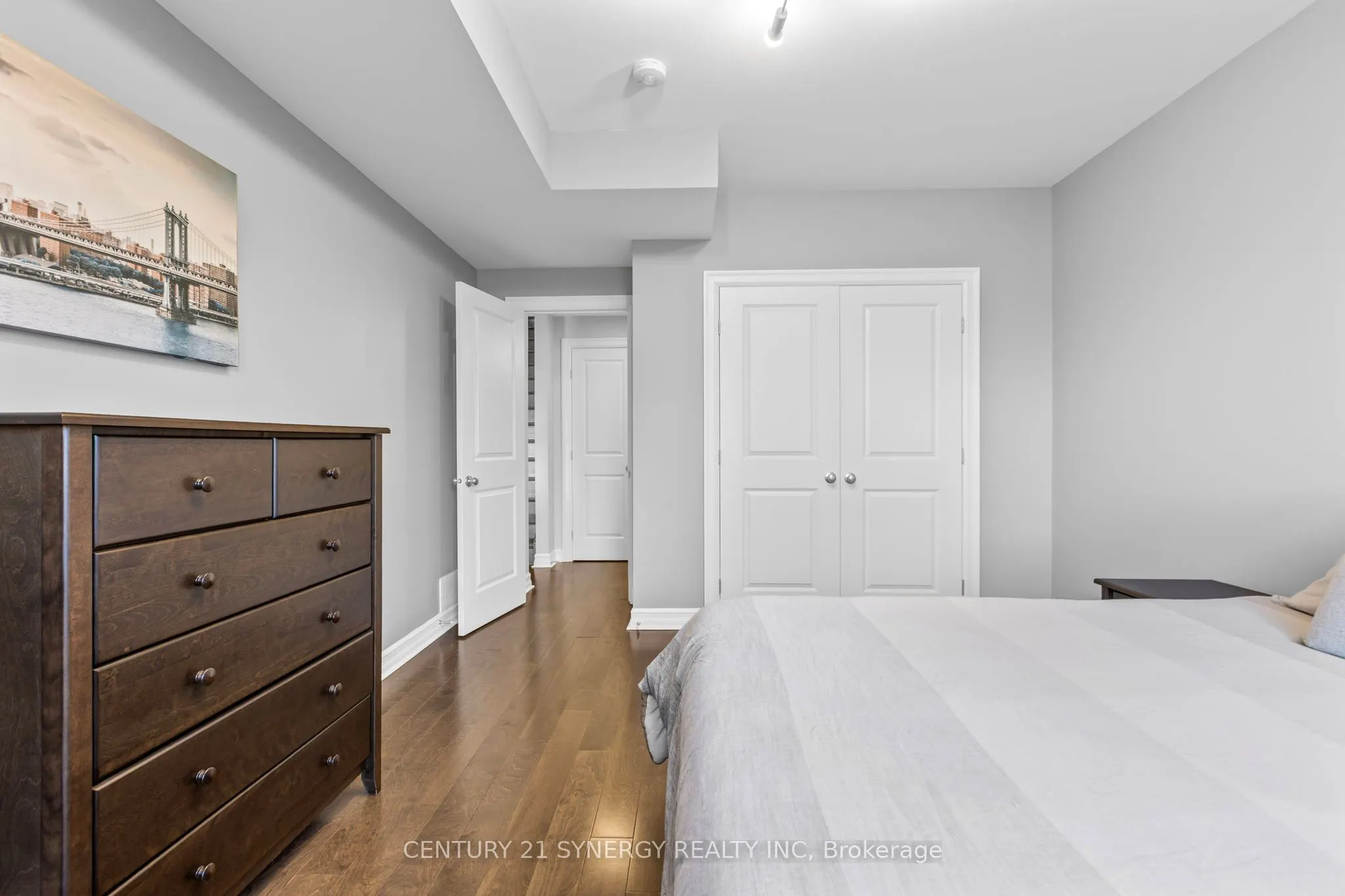 579 Baie-Des-Castors Street