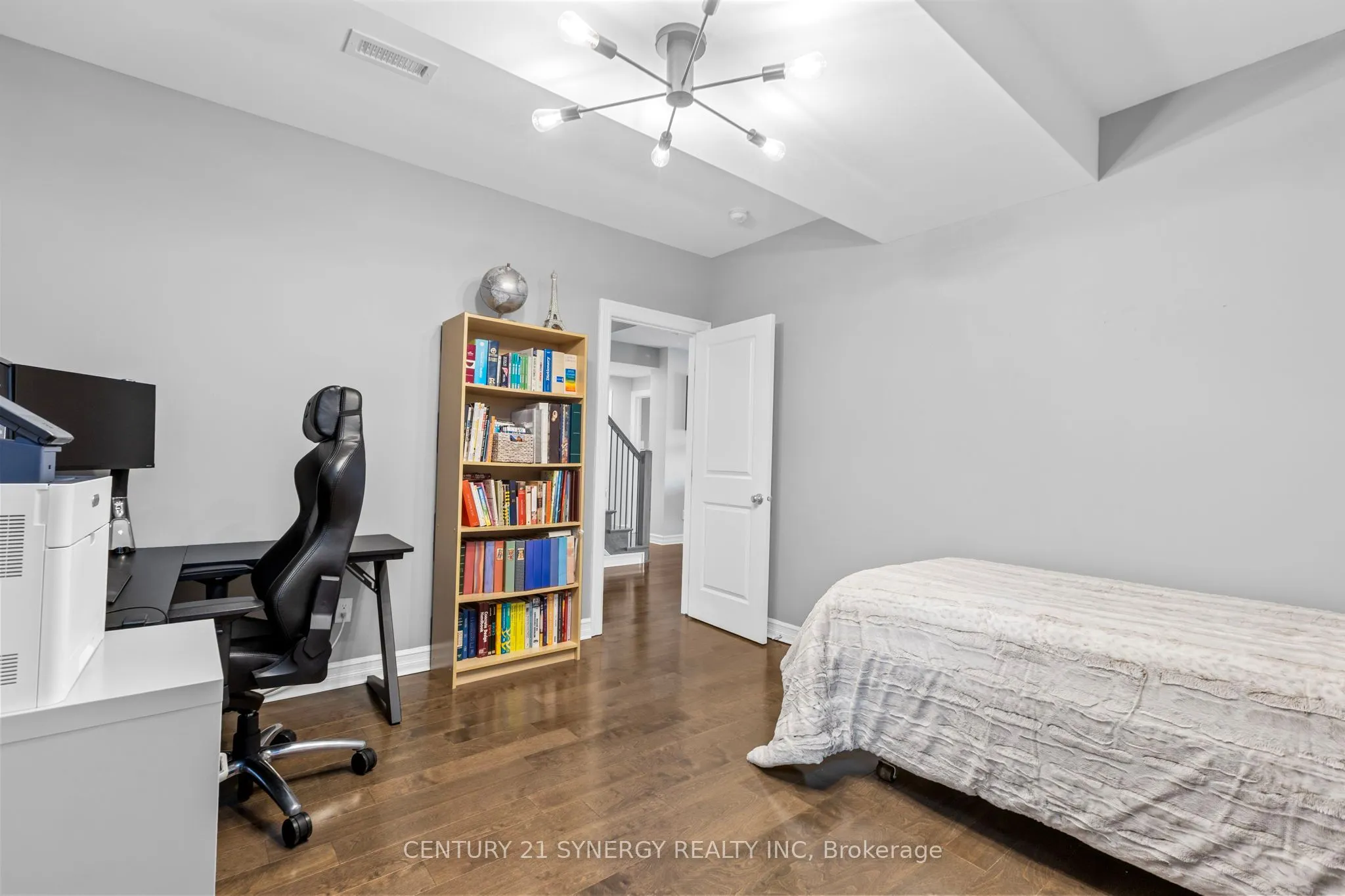 579 Baie-Des-Castors Street