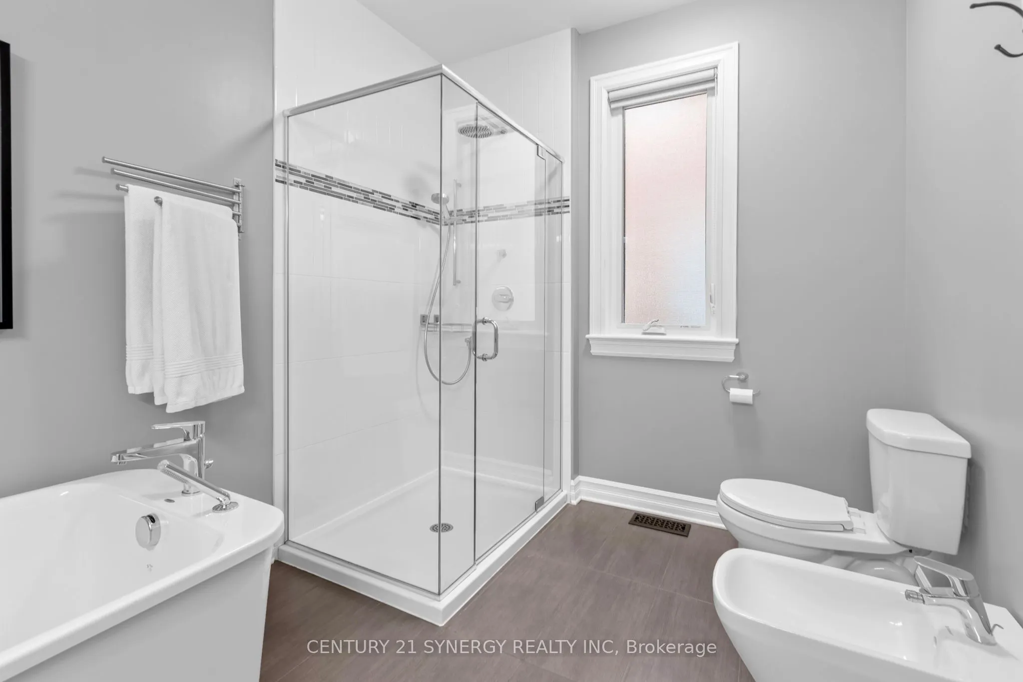 579 Baie-Des-Castors Street