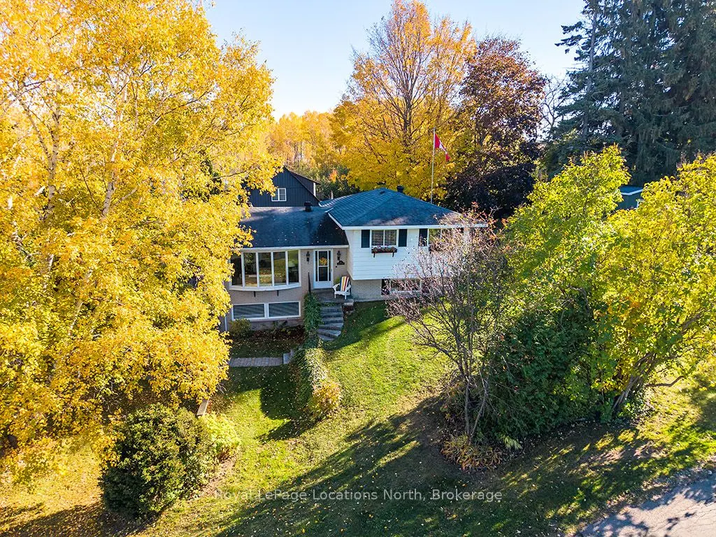 15 Wellington Street S