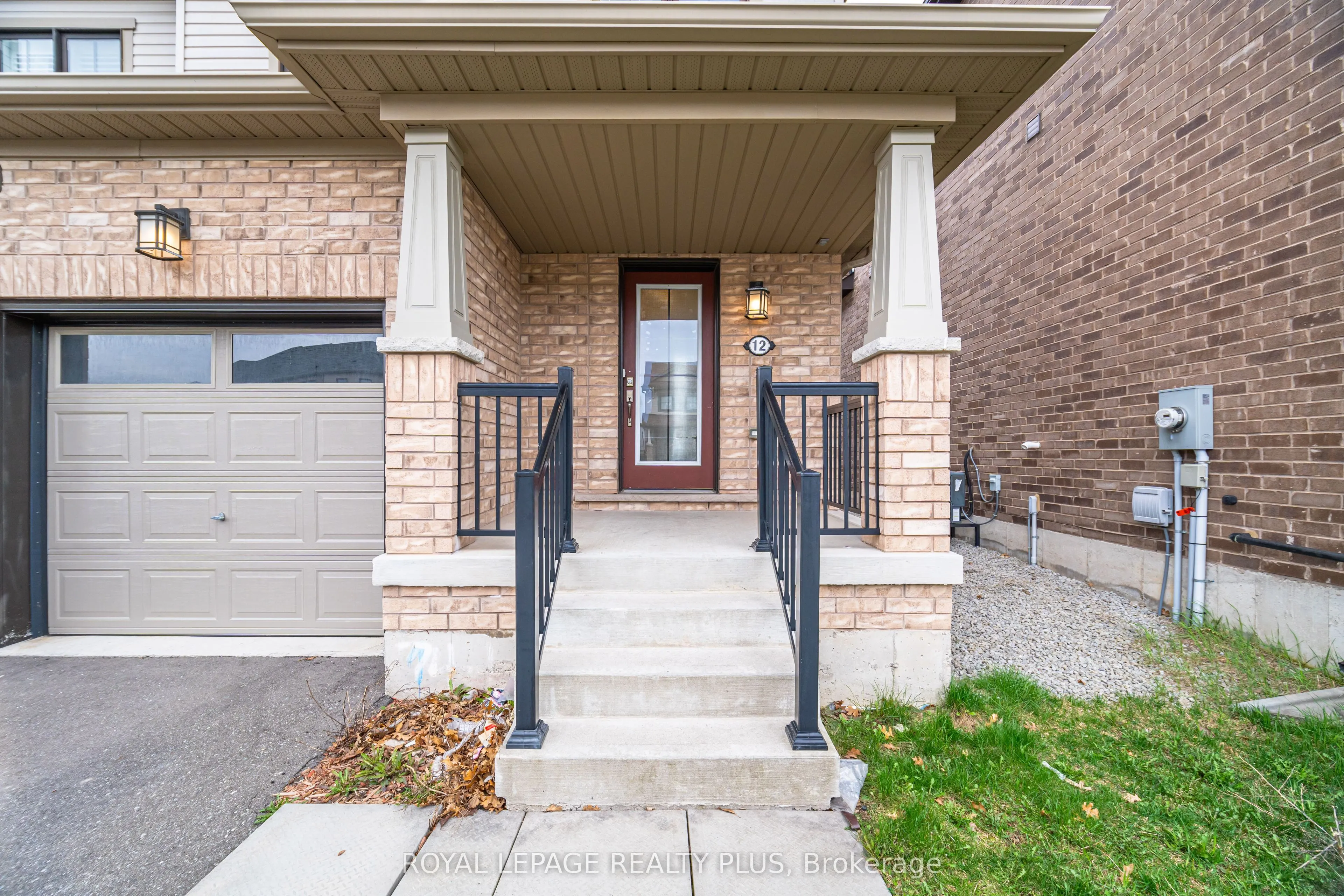 12 Pagebrook Crescent