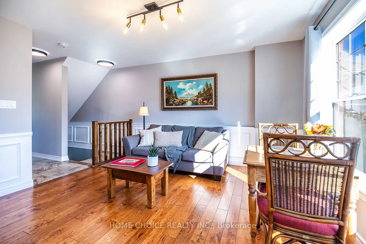 912 Broadway Boulevard