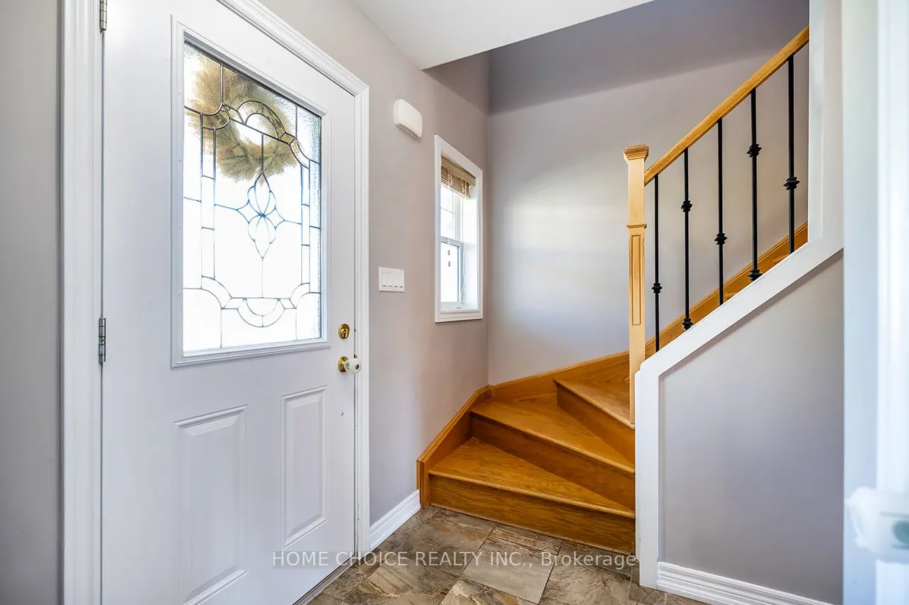 912 Broadway Boulevard