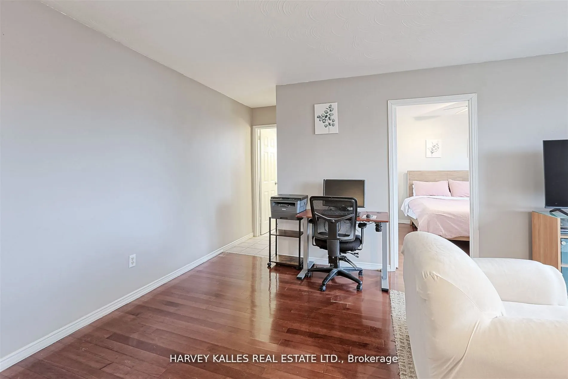 2373 King Street E, #45