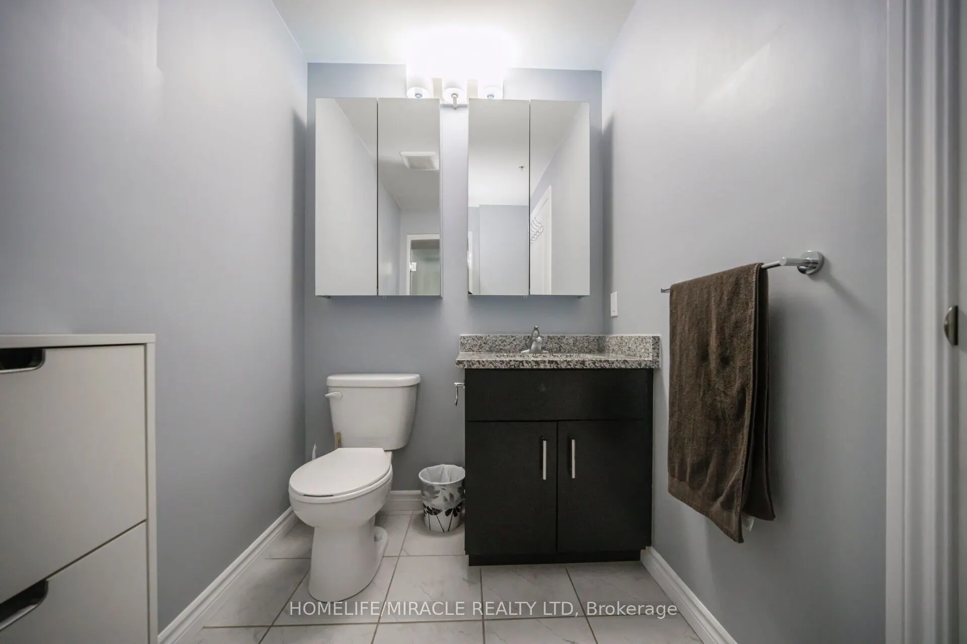 1284 Gordon Street, #304