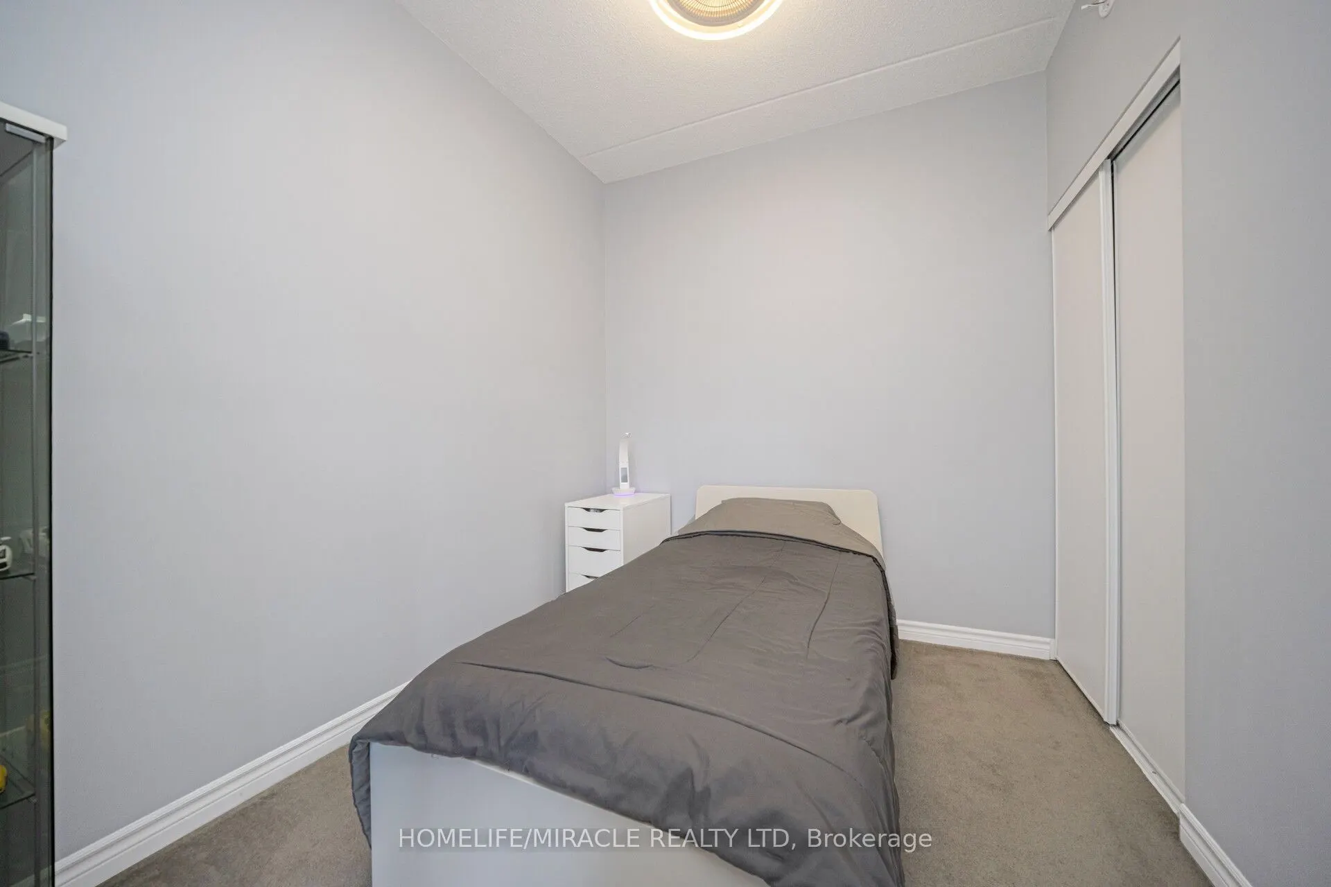 1284 Gordon Street, #304