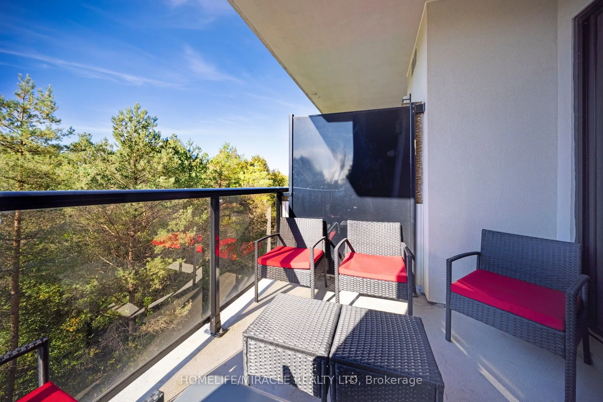 1284 Gordon Street, #304