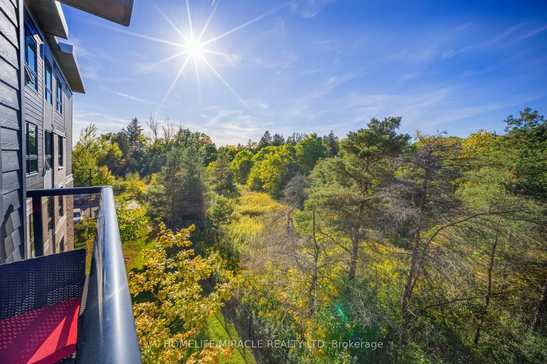 1284 Gordon Street, #304