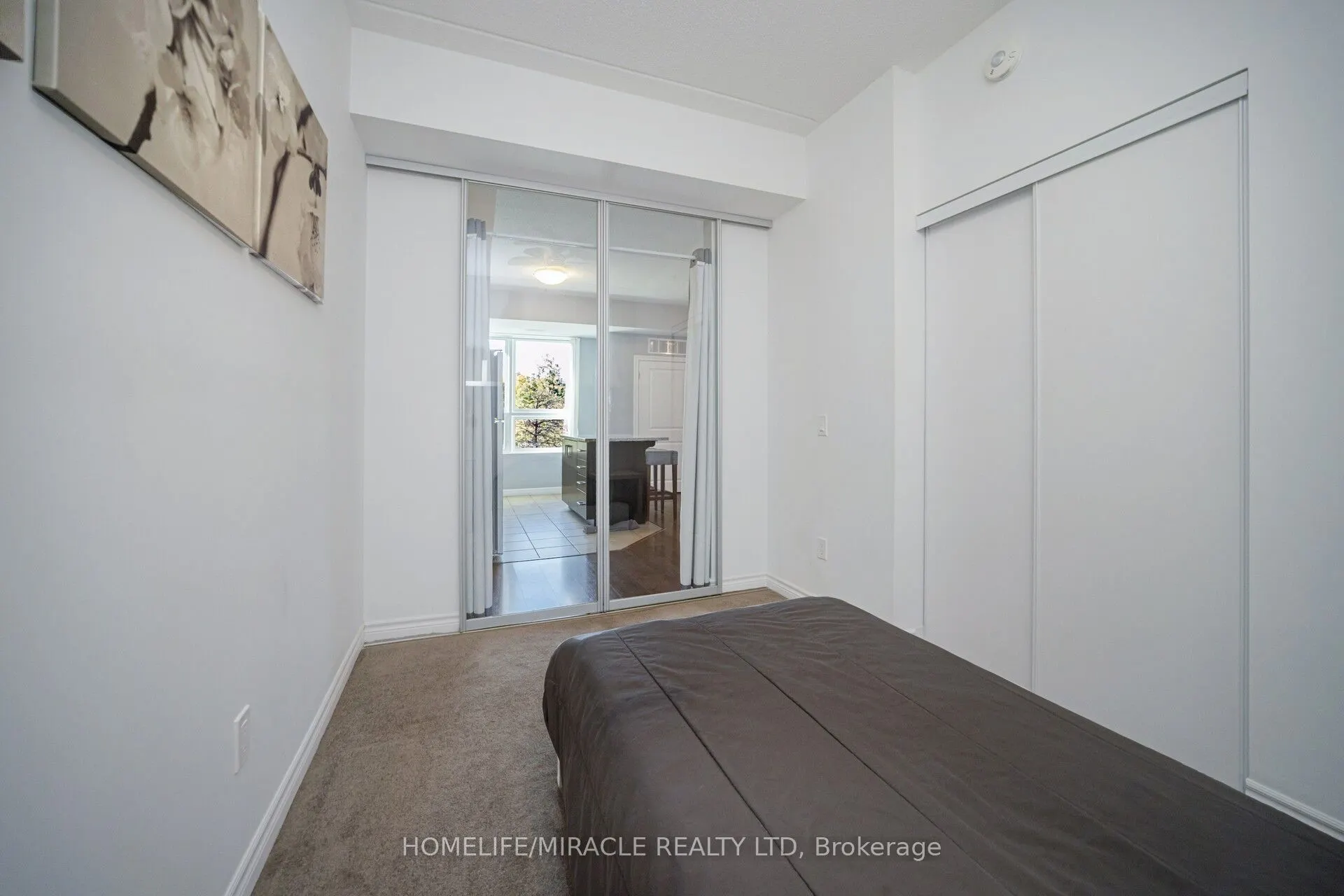 1284 Gordon Street, #304