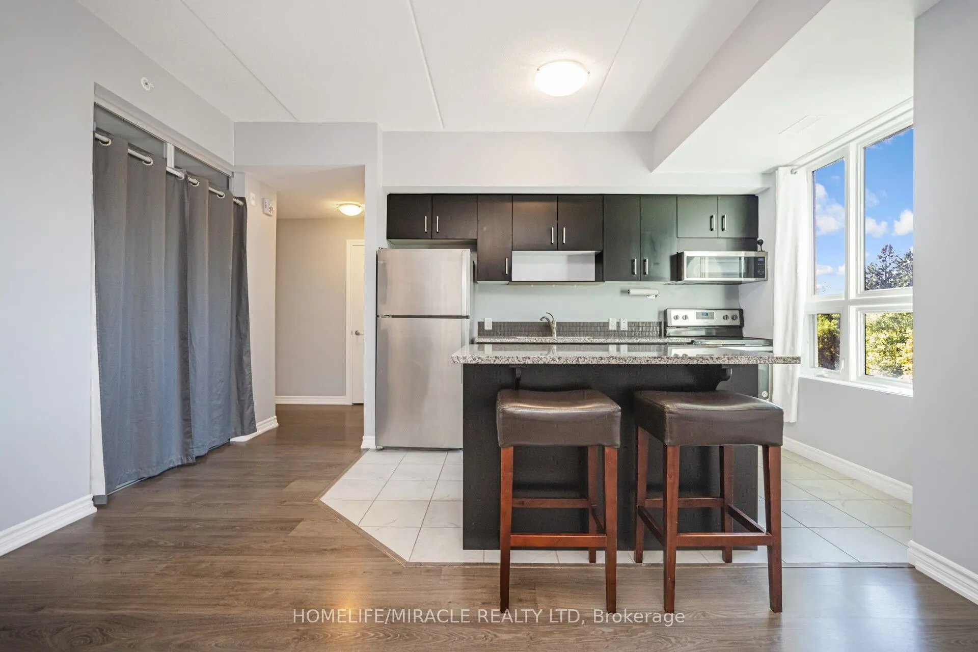 1284 Gordon Street, #304