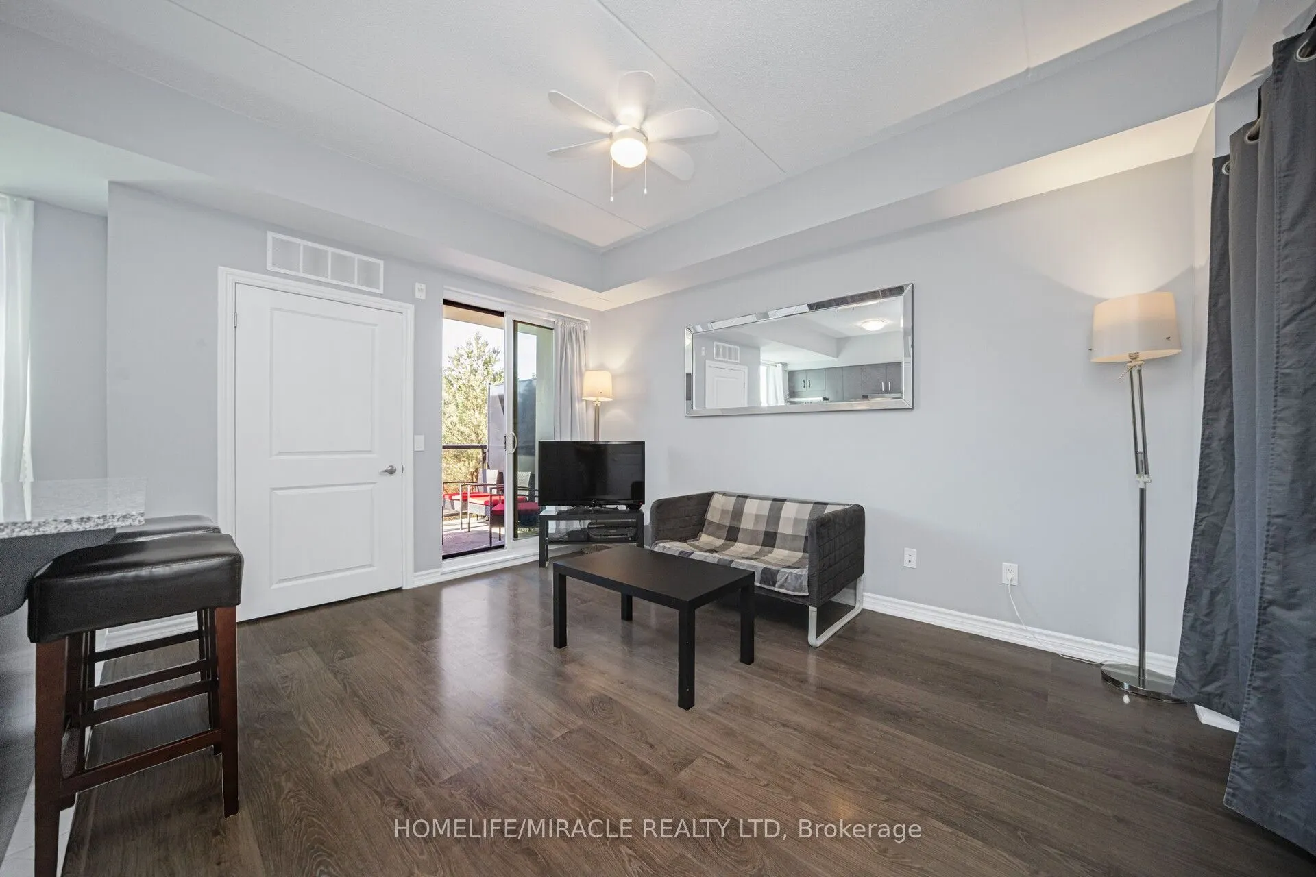 1284 Gordon Street, #304