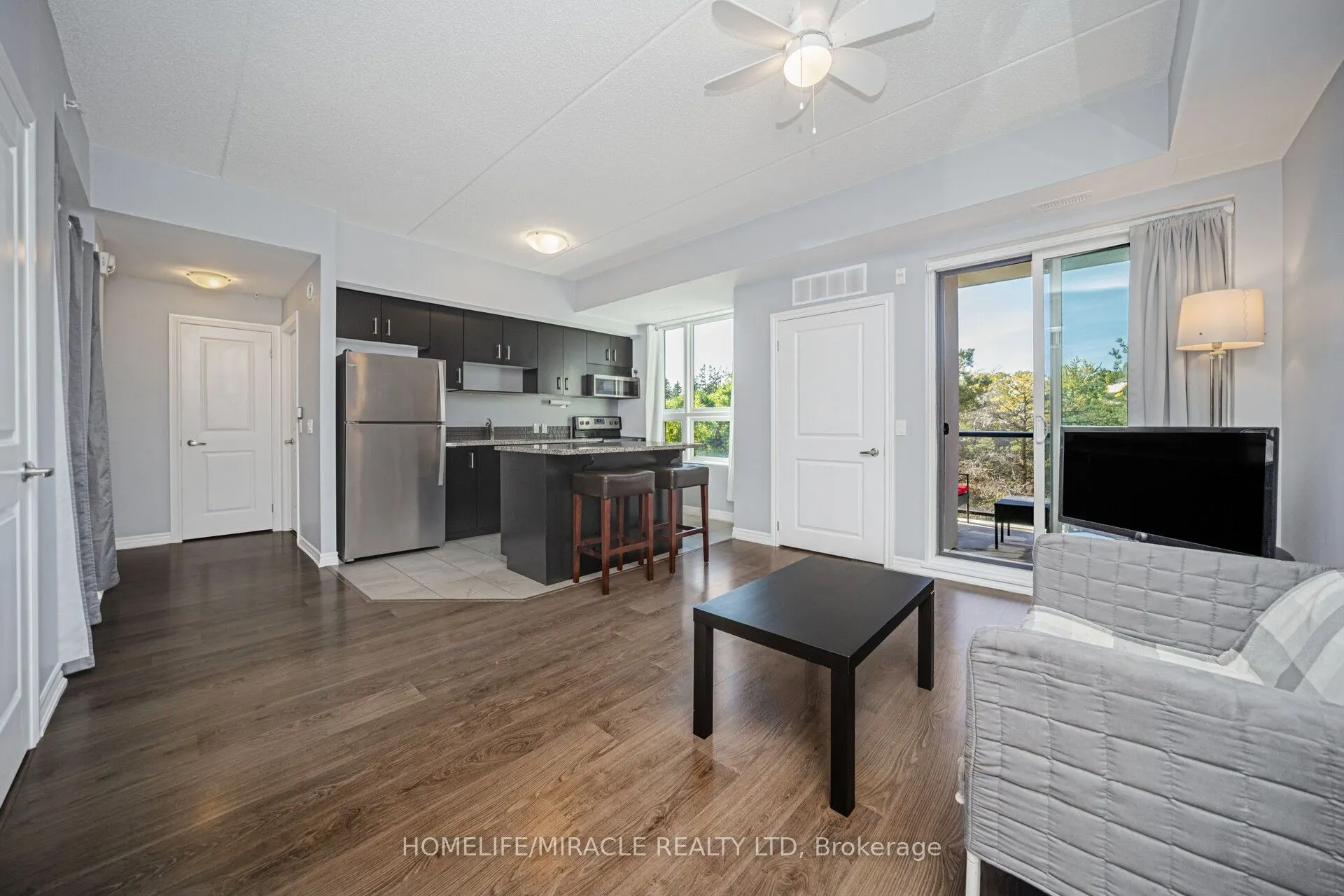 1284 Gordon Street, #304